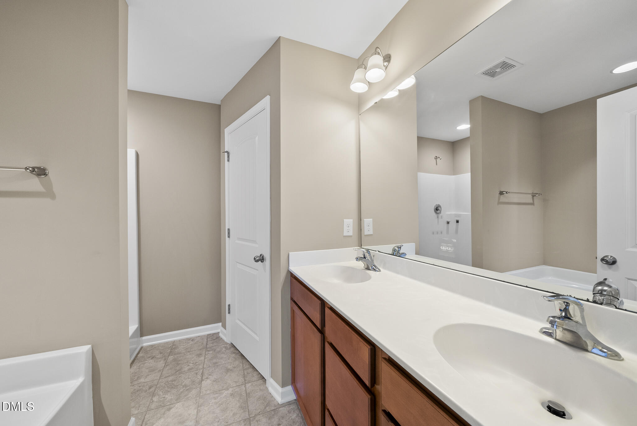 1044 Grand Ridge Drive