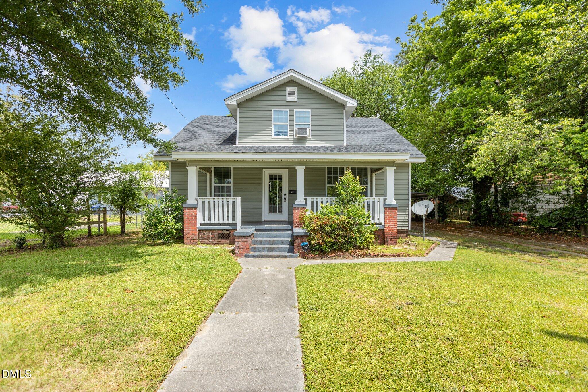 205 E 13th Street # B Unit: A & B