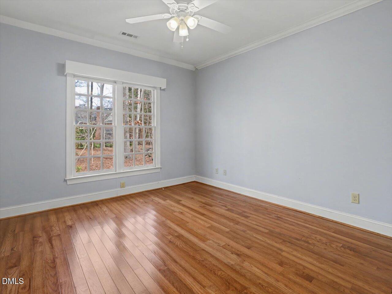 305 Sutherland Court