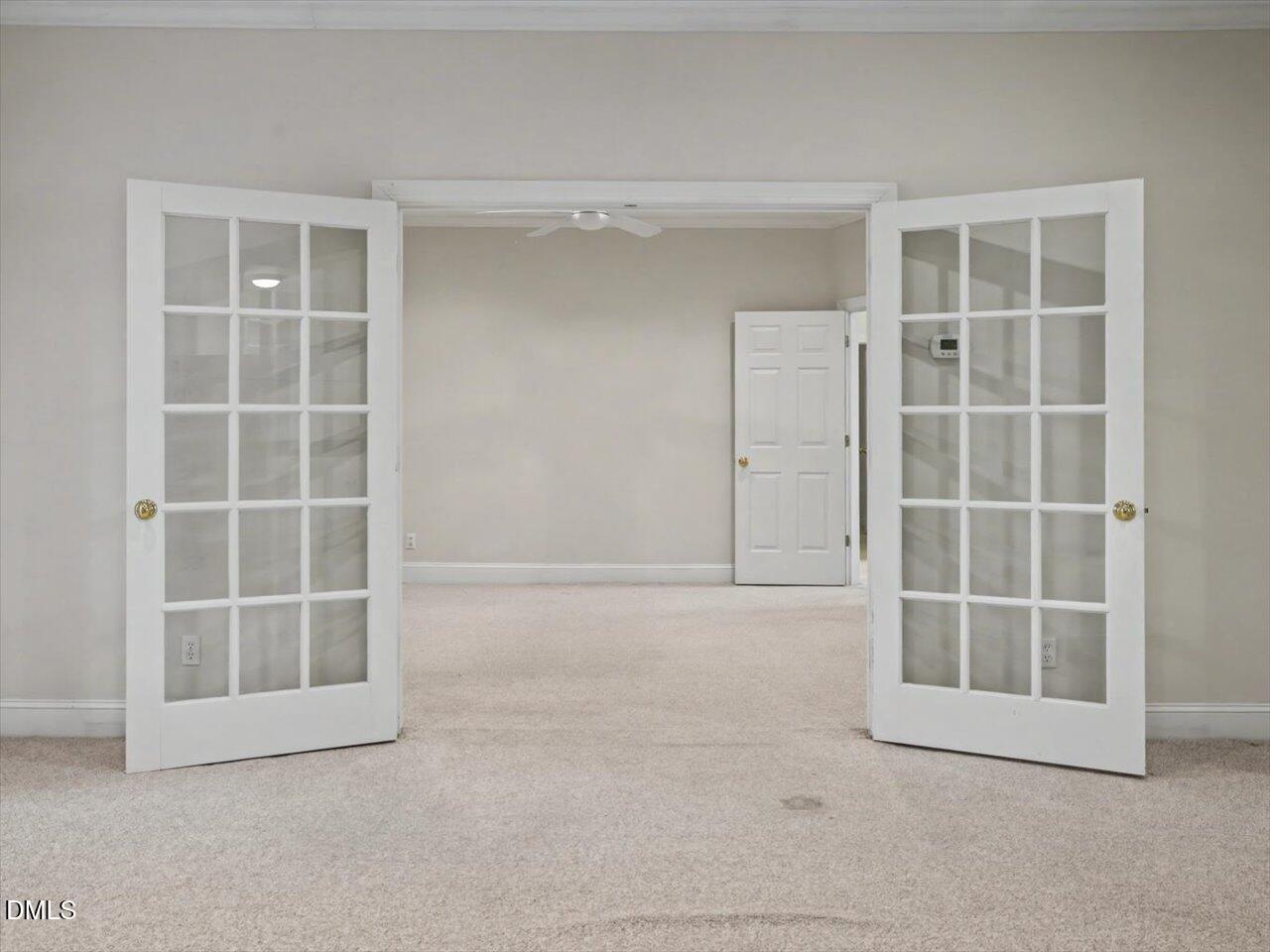 305 Sutherland Court