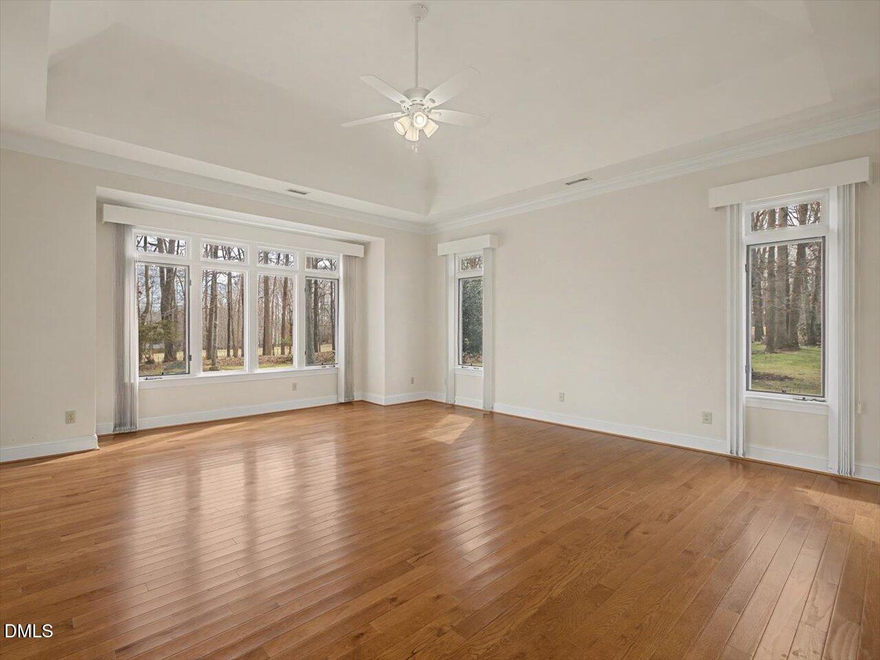 305 Sutherland Court