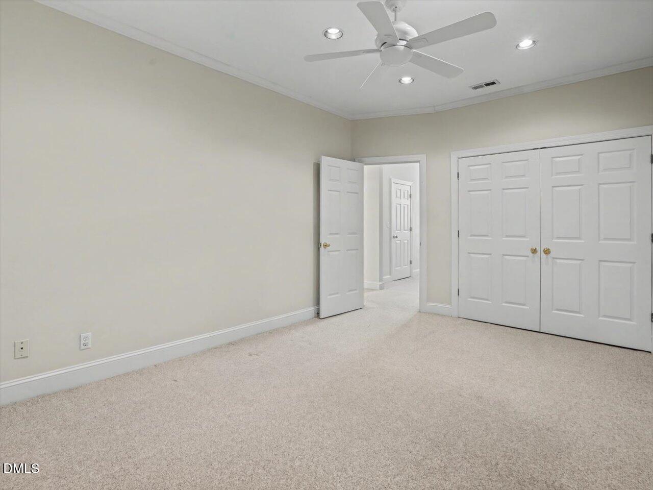 305 Sutherland Court