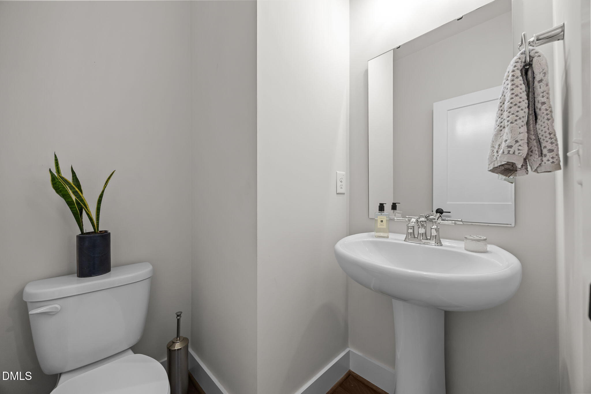 401 Bryan Pointe Drive # 103