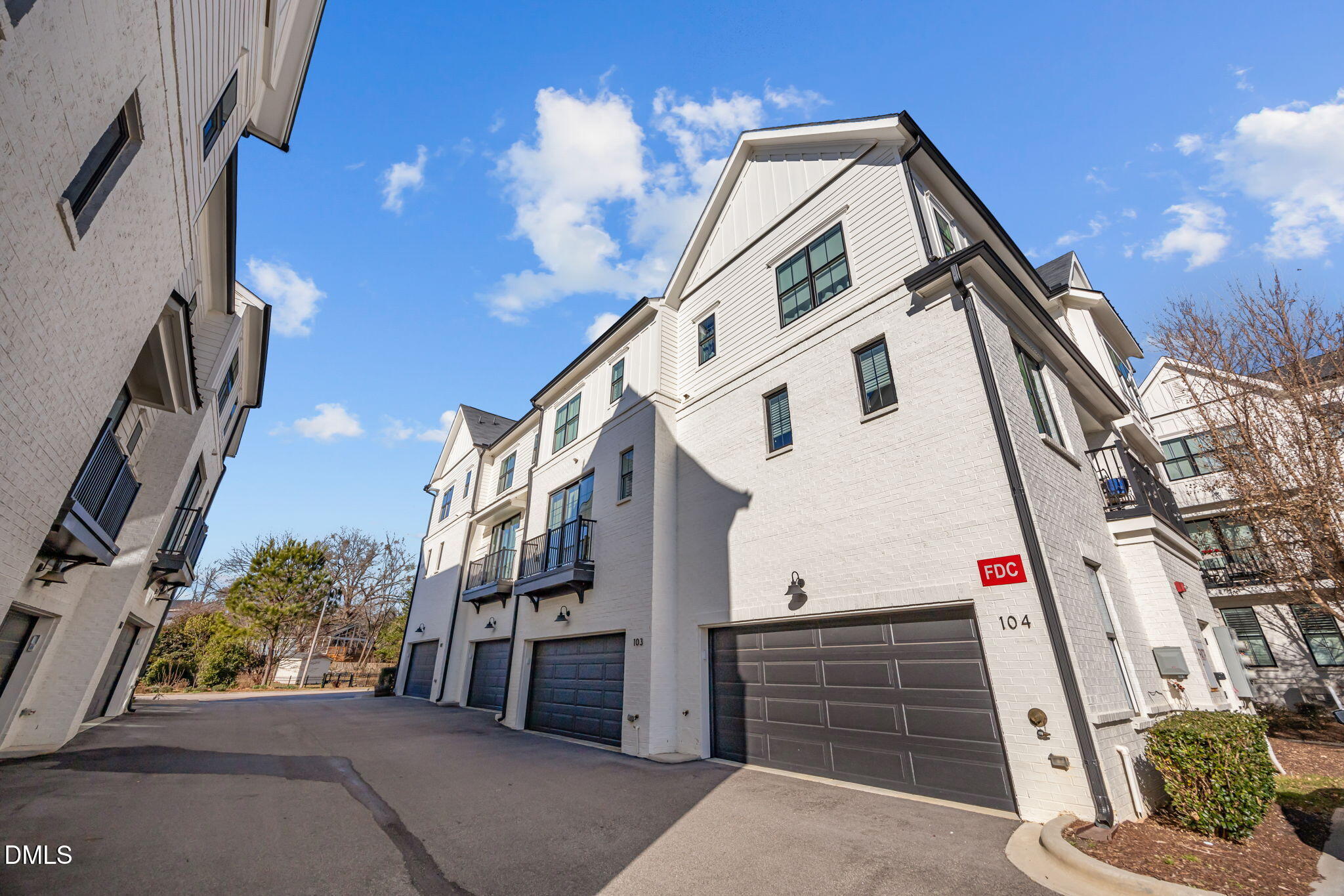 401 Bryan Pointe Drive # 103