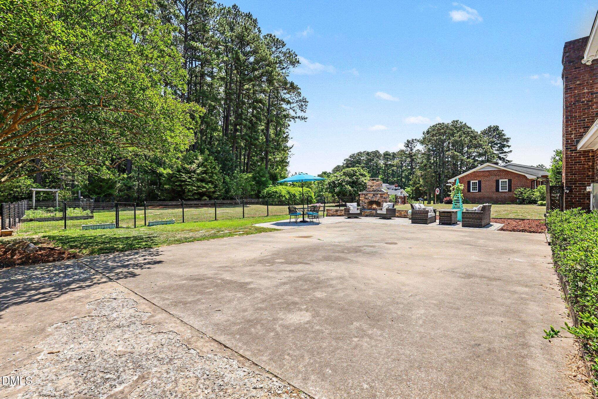 2256 Shotwell Road