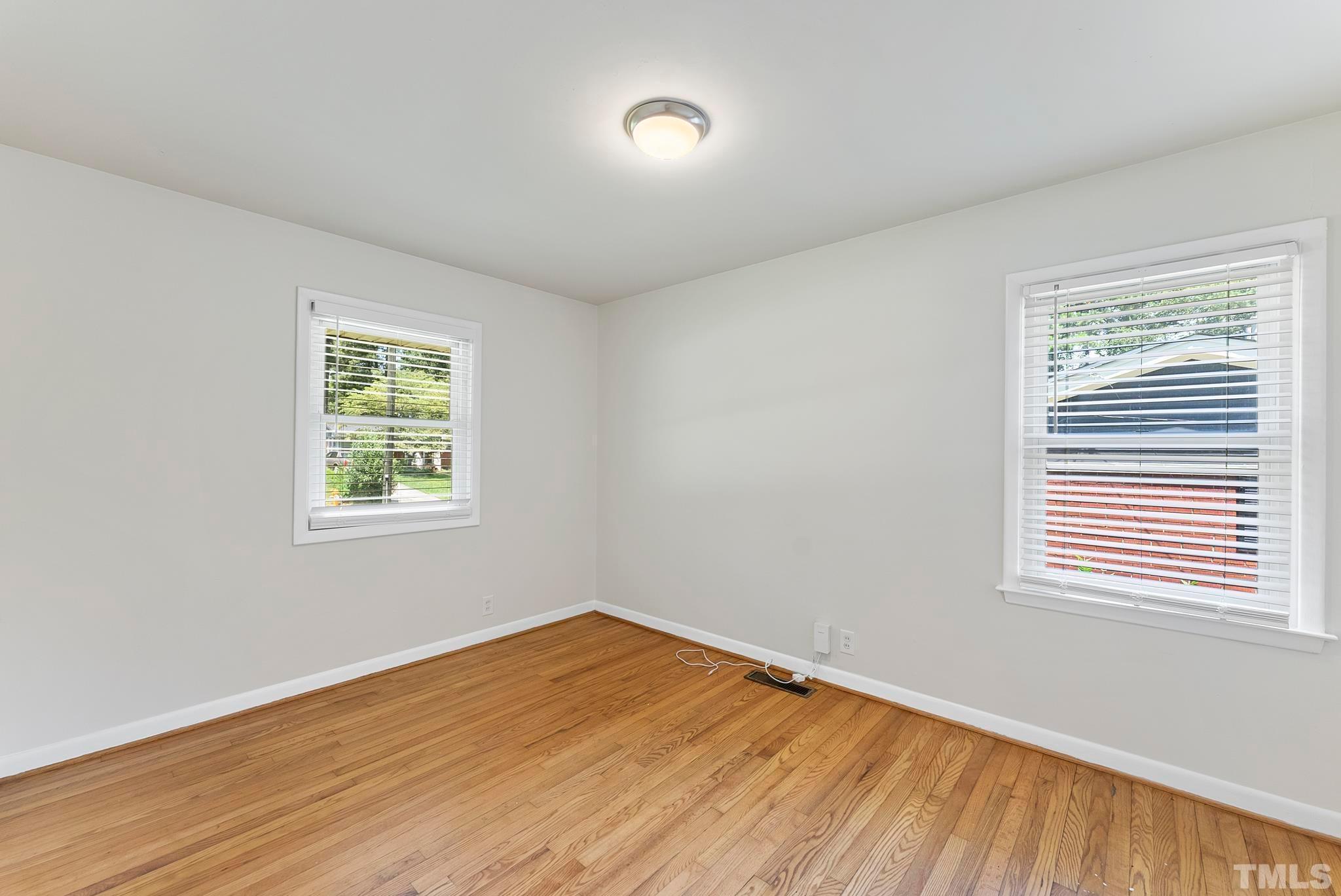 2808 Bardwell Road