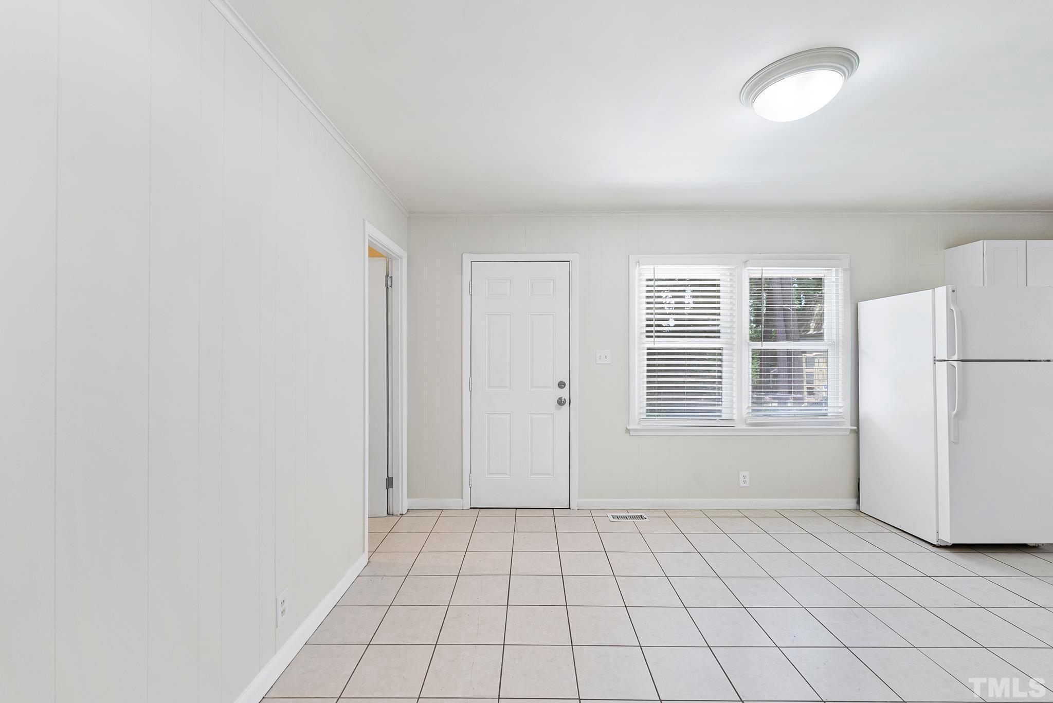 2808 Bardwell Road