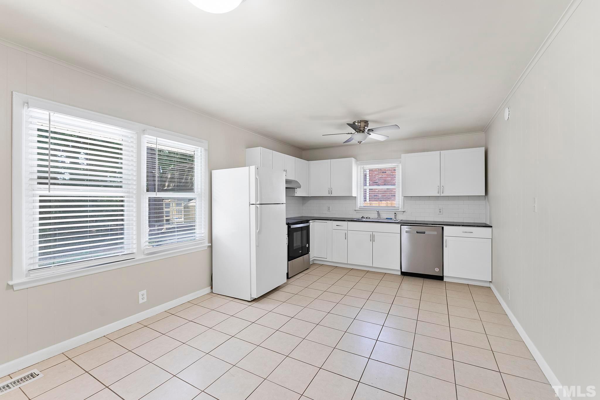 2808 Bardwell Road