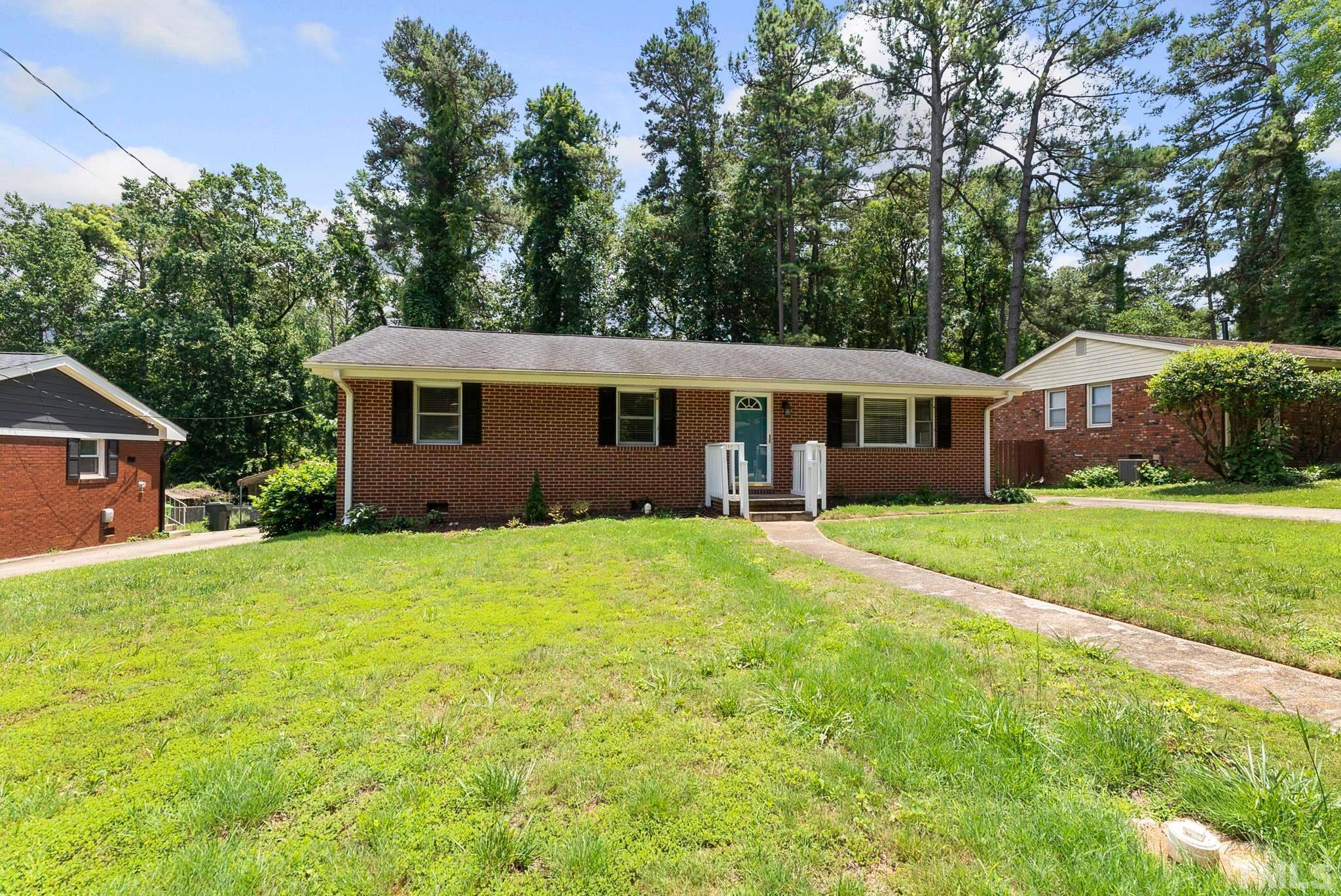 2808 Bardwell Road