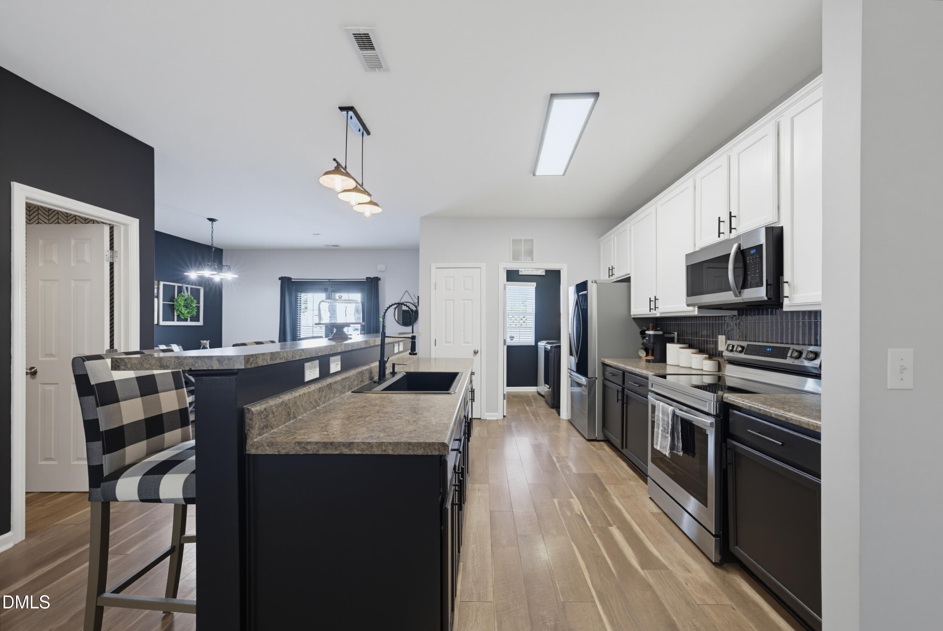 503 Sternwheel Way