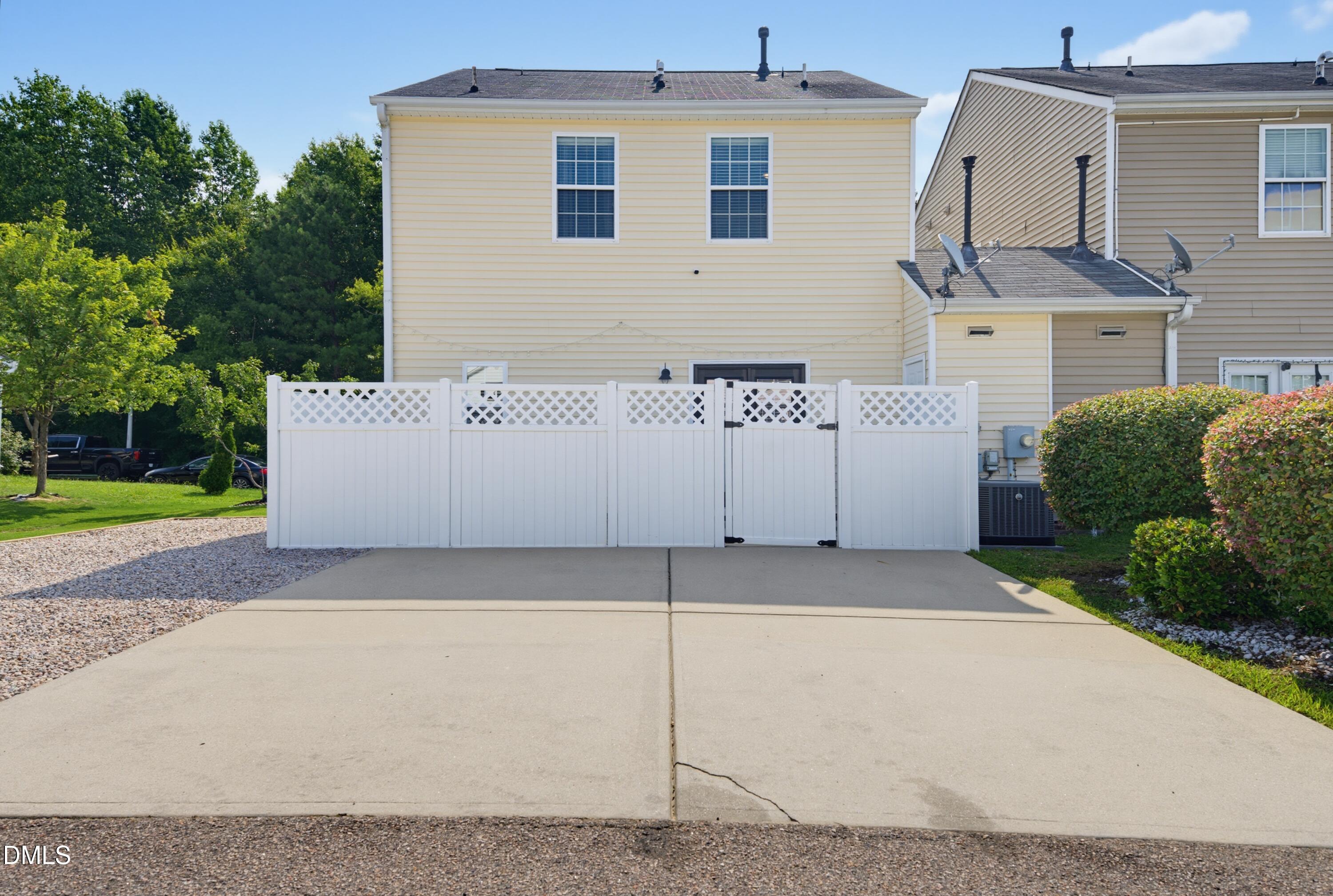 503 Sternwheel Way