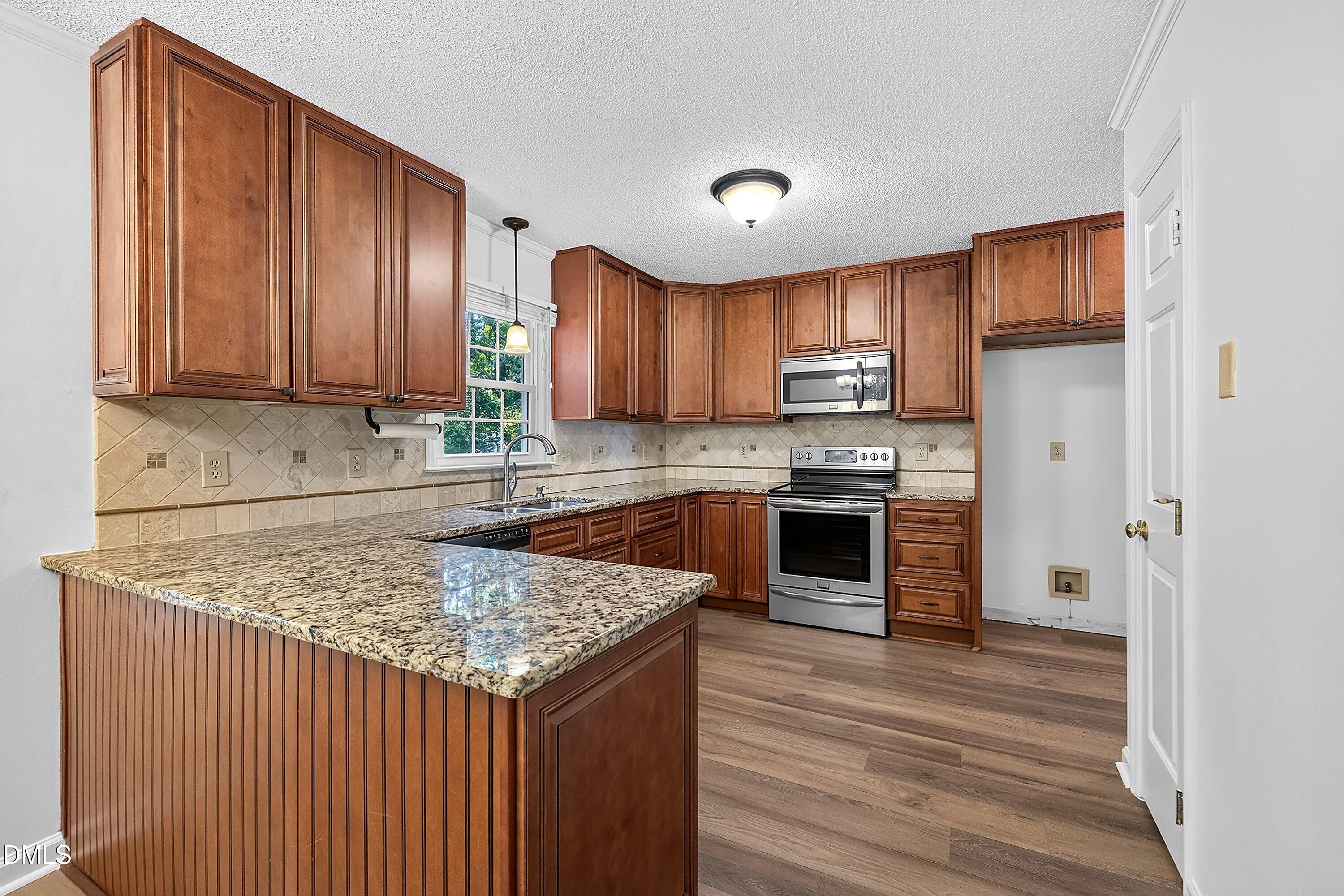 9541 Bells Valley Drive