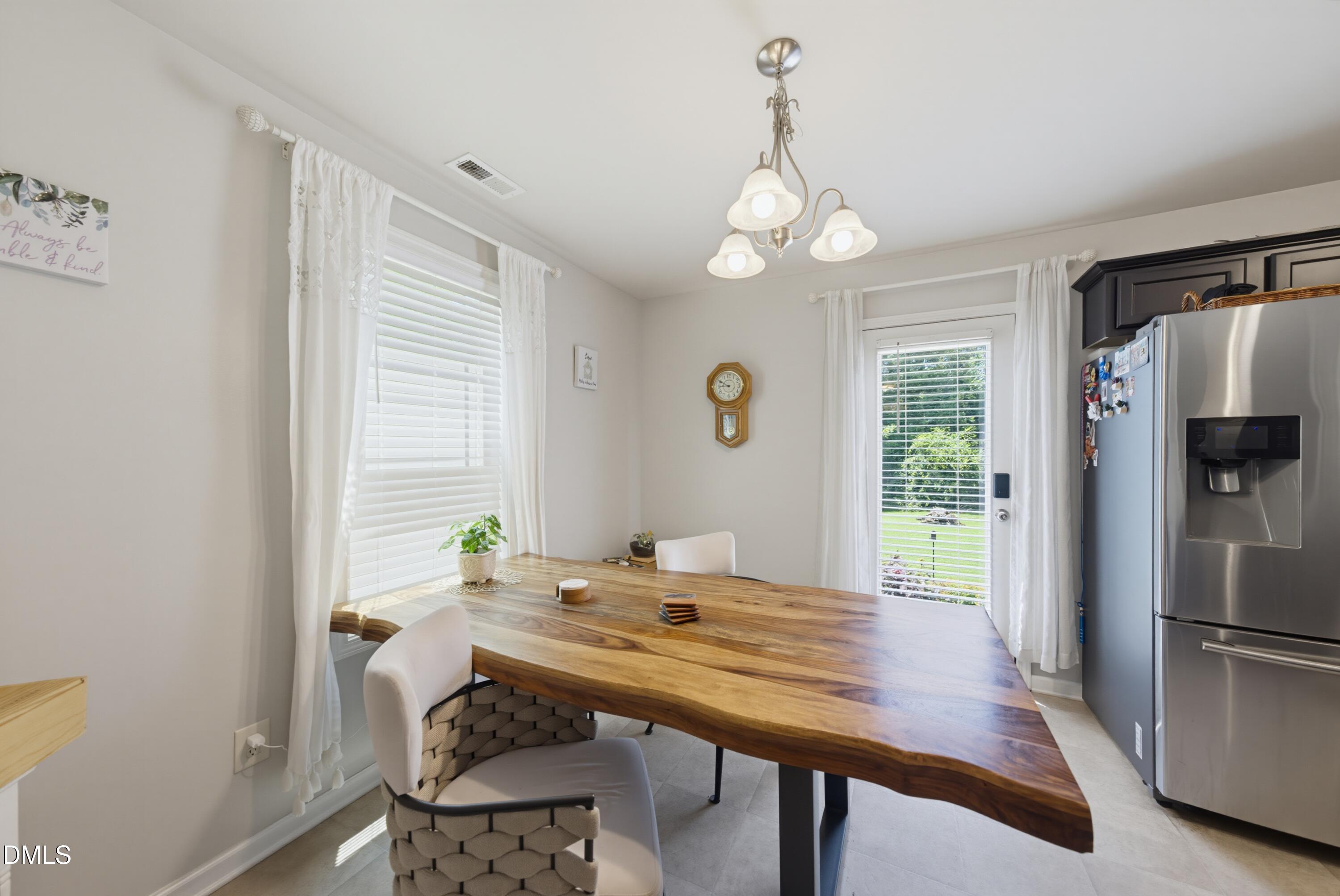 582 Roberts Road