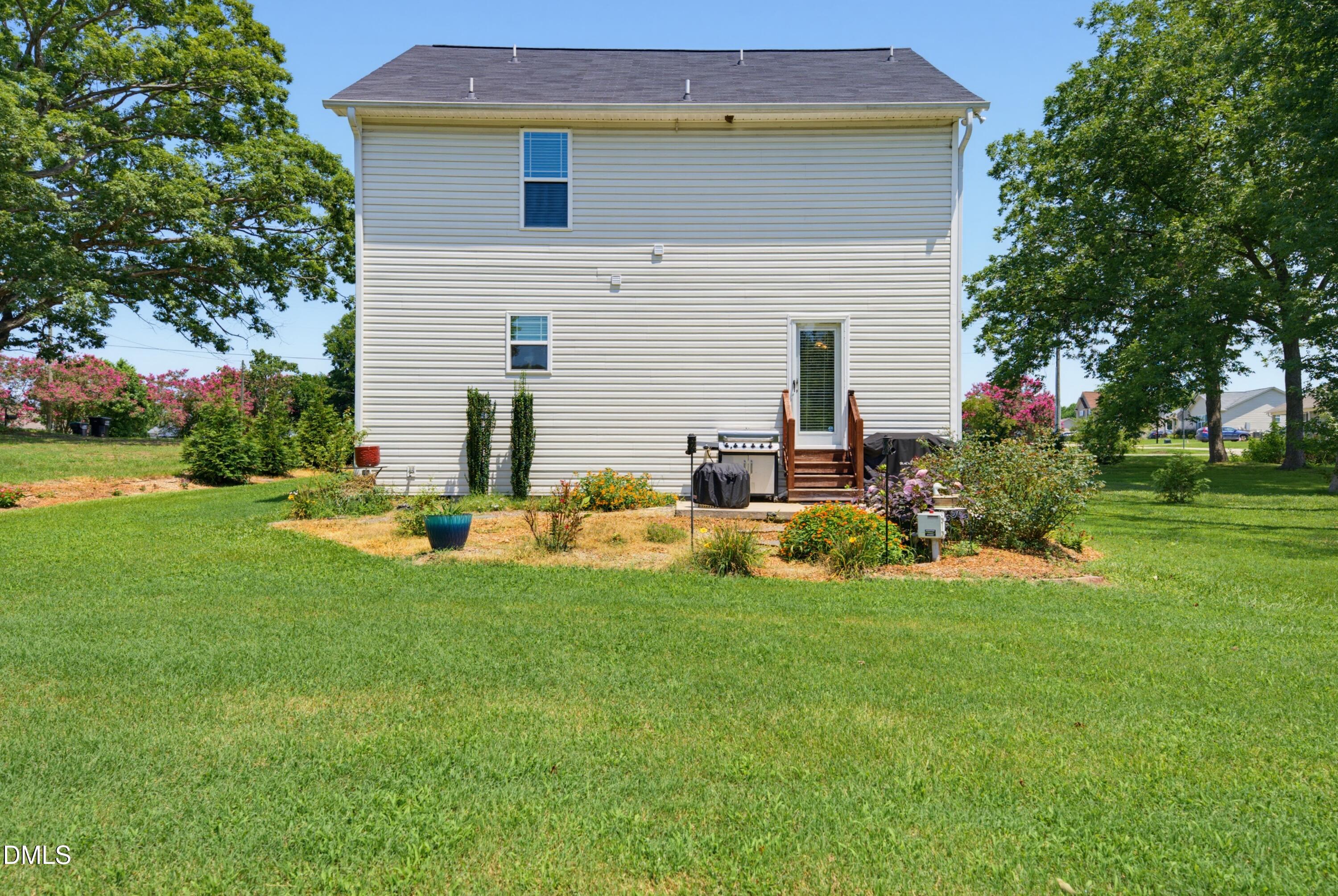 582 Roberts Road