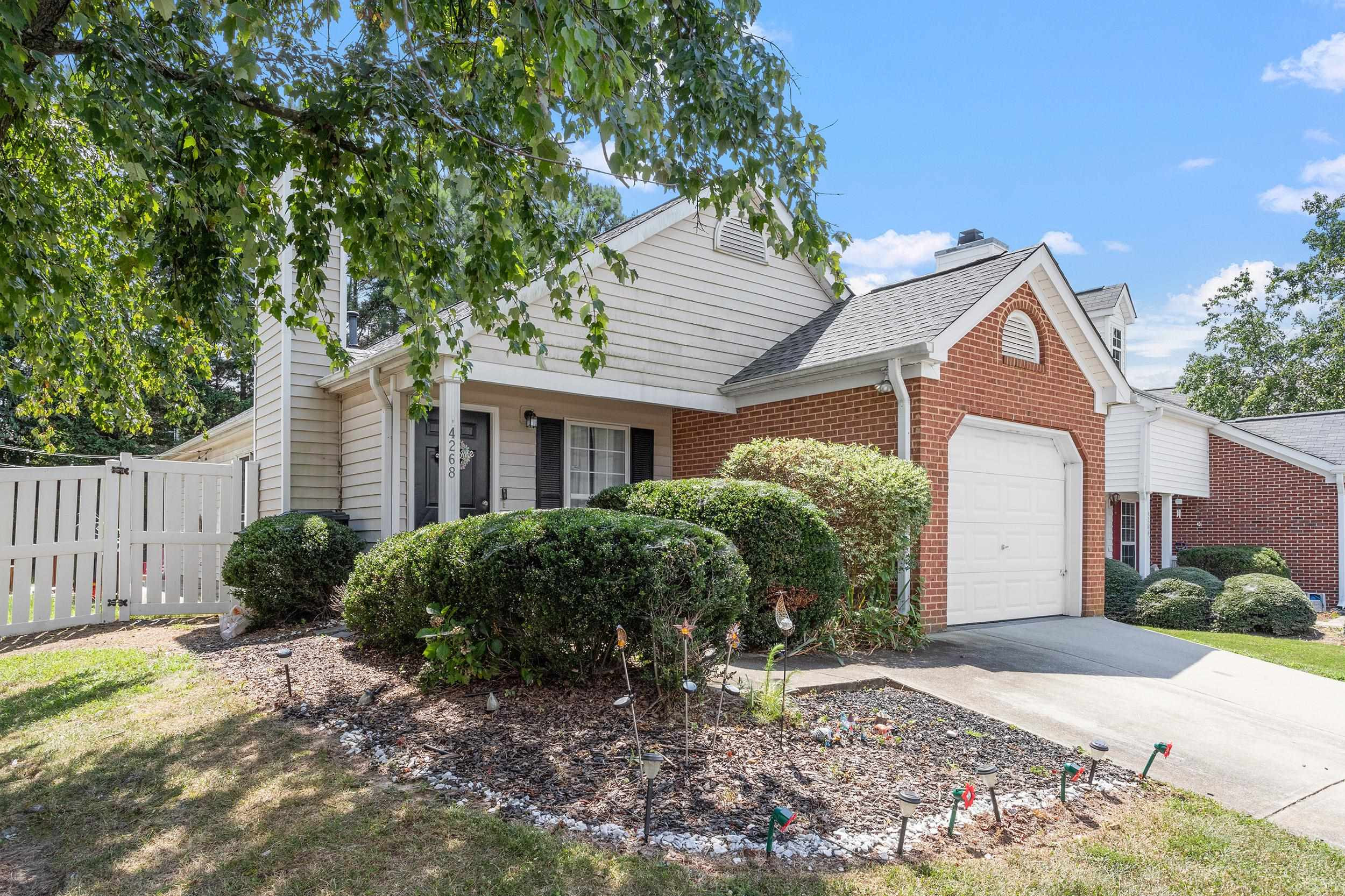 4268 Lake Woodard Drive