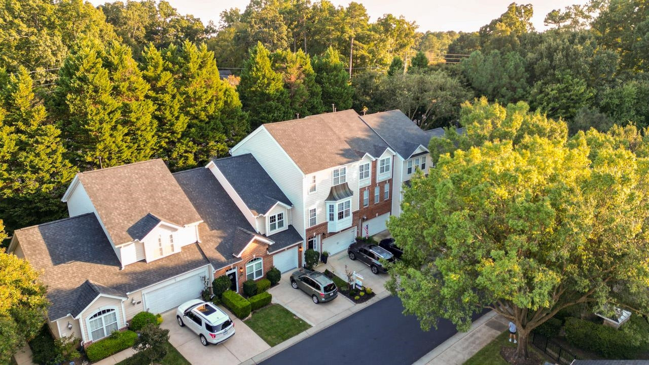 1405 Gaylord Drive