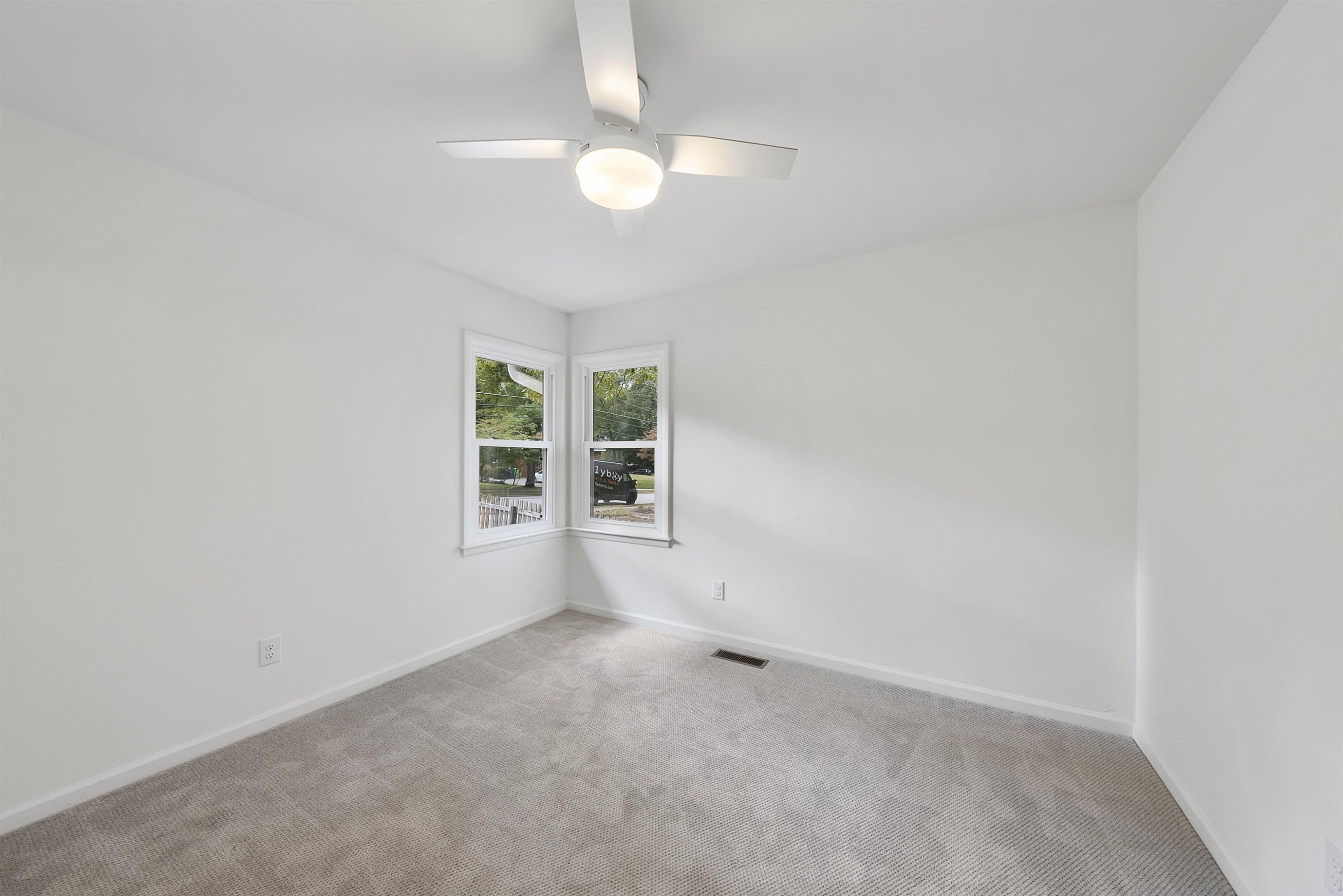 3128 Brentwood Road