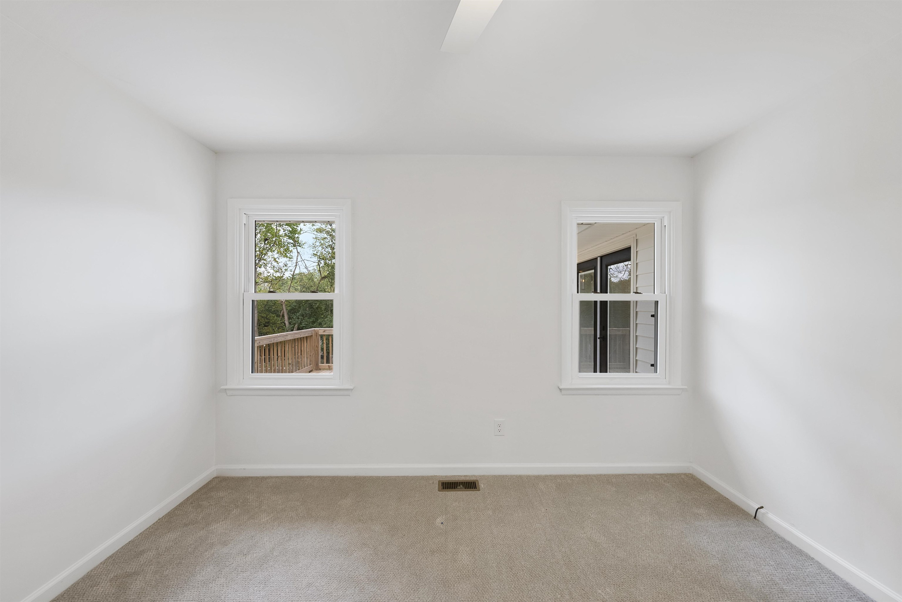 3128 Brentwood Road