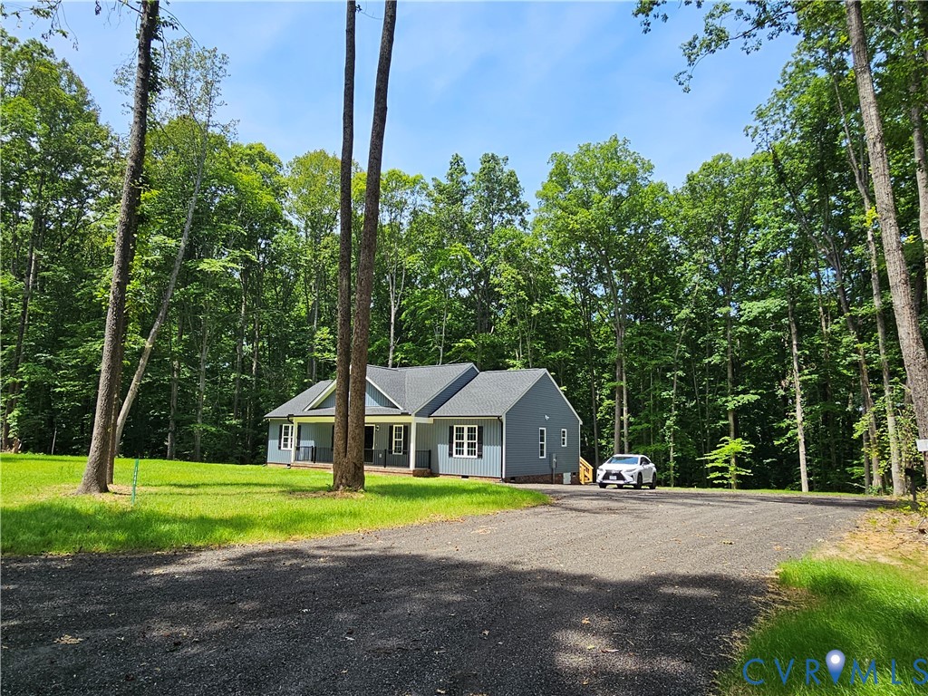 1444 Manfield Rd