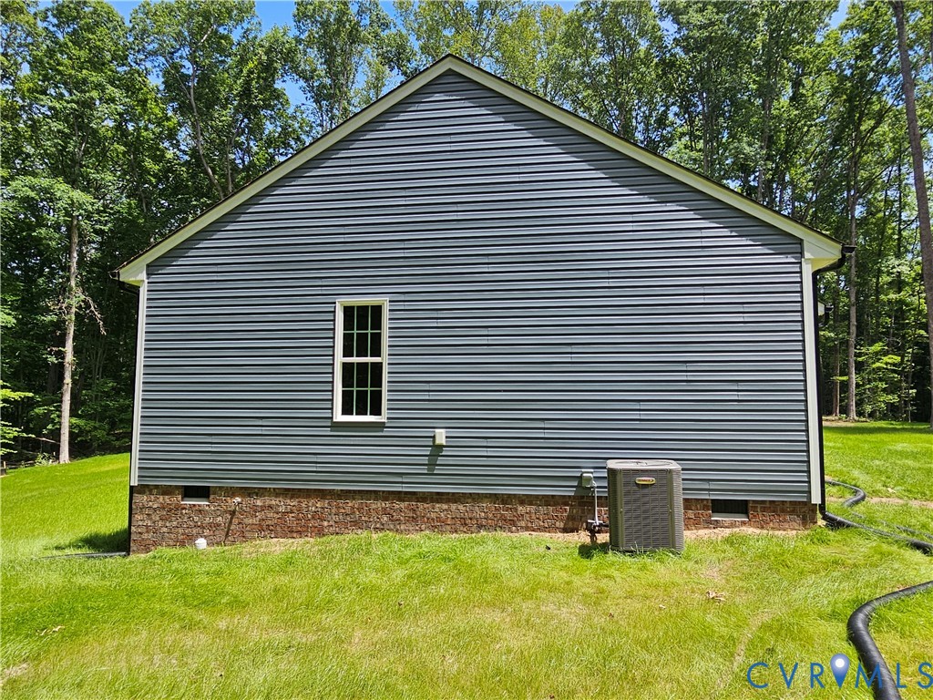 1444 Manfield Rd
