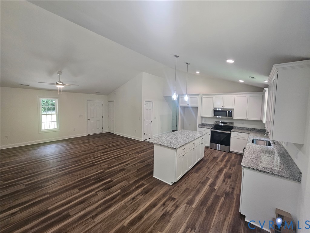 1444 Manfield Rd