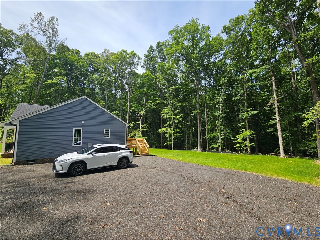 1444 Manfield Rd