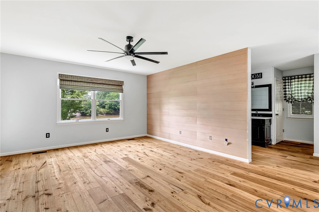 248 Cedar Pointe Dr