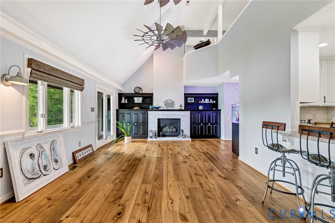 248 Cedar Pointe Dr