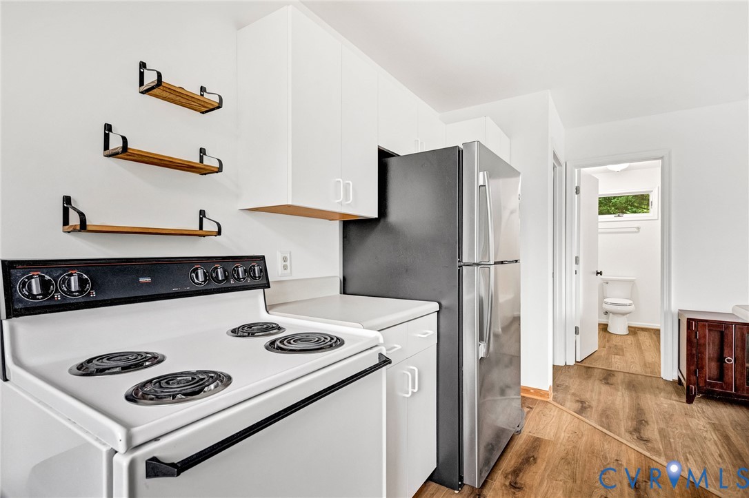 248 Cedar Pointe Dr