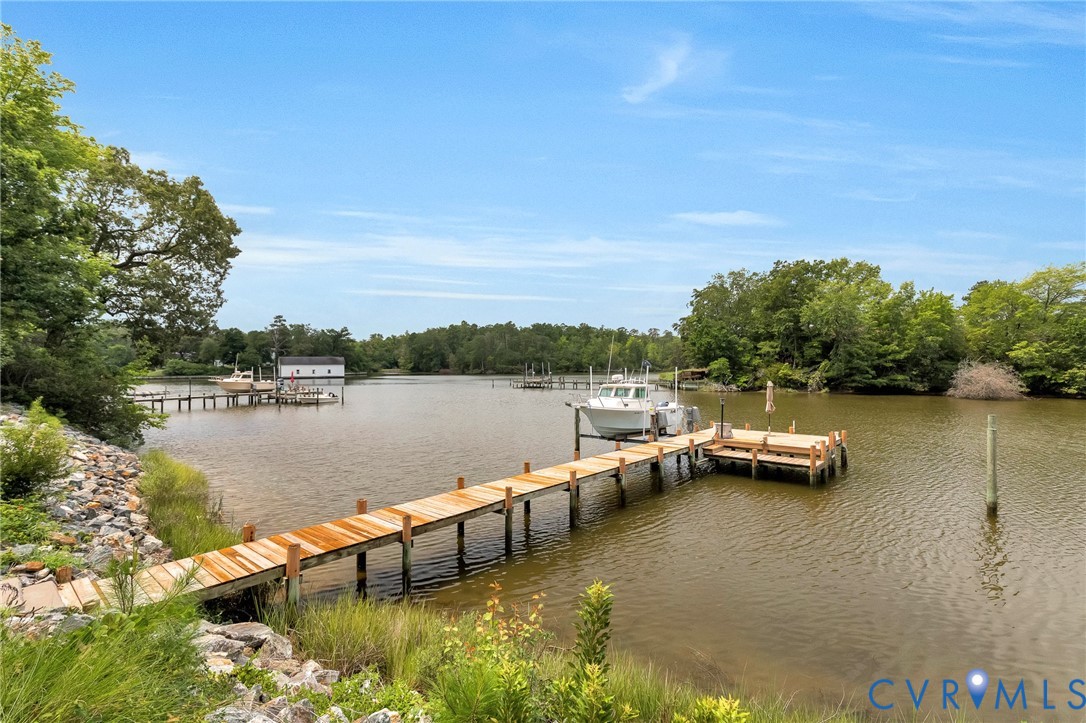 248 Cedar Pointe Dr