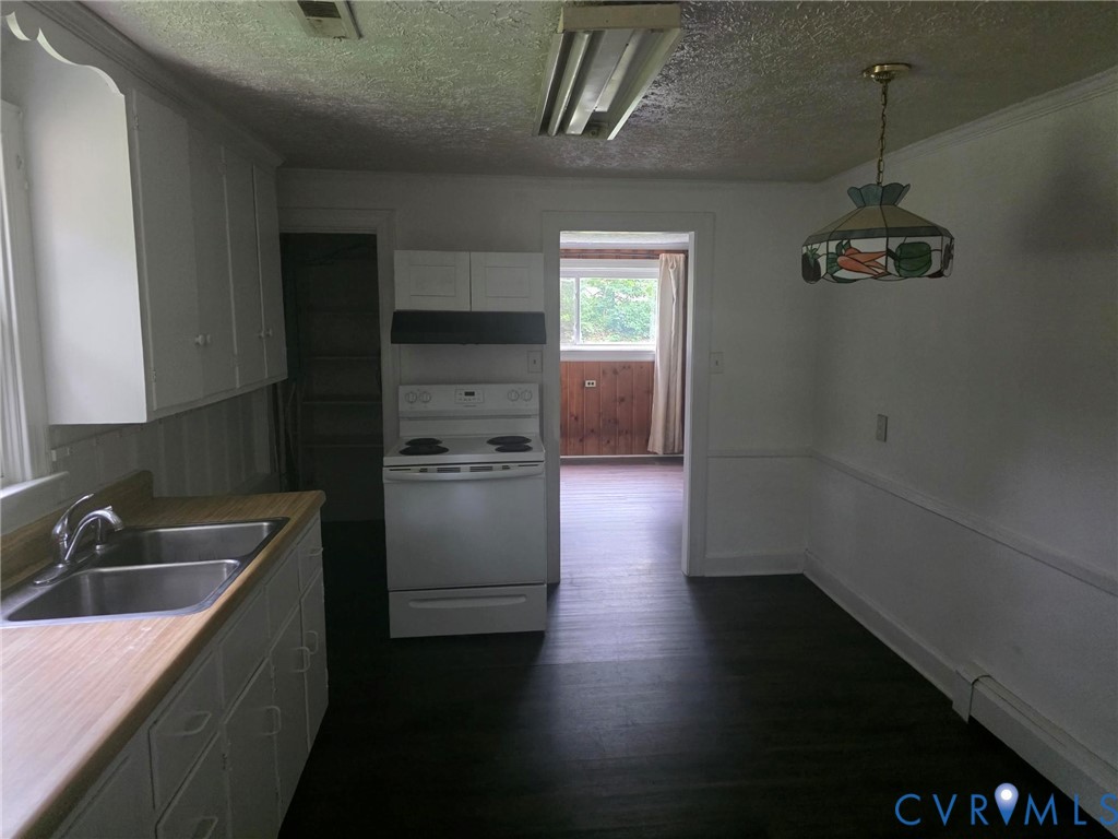 5176 Sandy Valley Rd