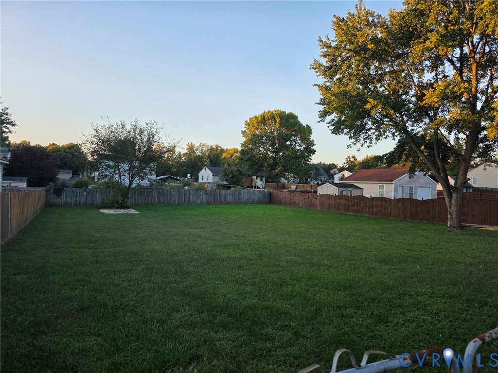 6459 Lakevista Dr