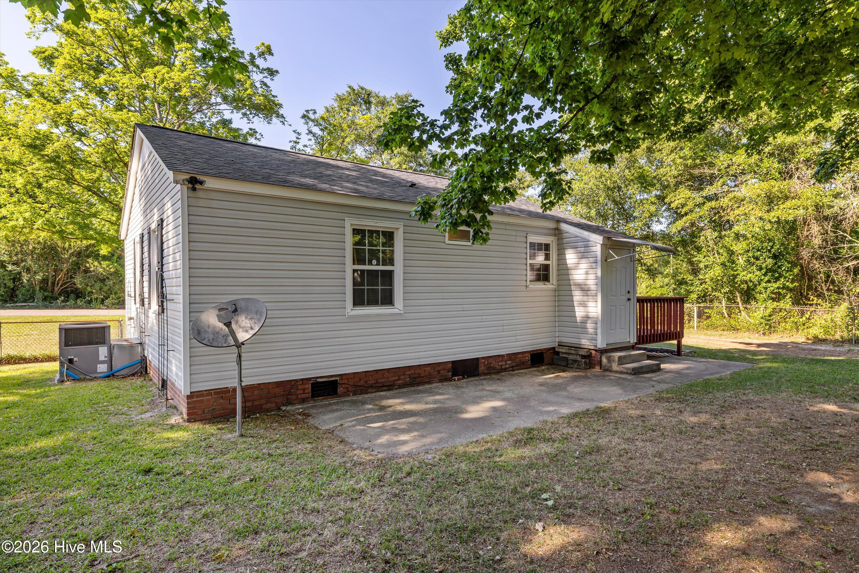 2320 Harding Road