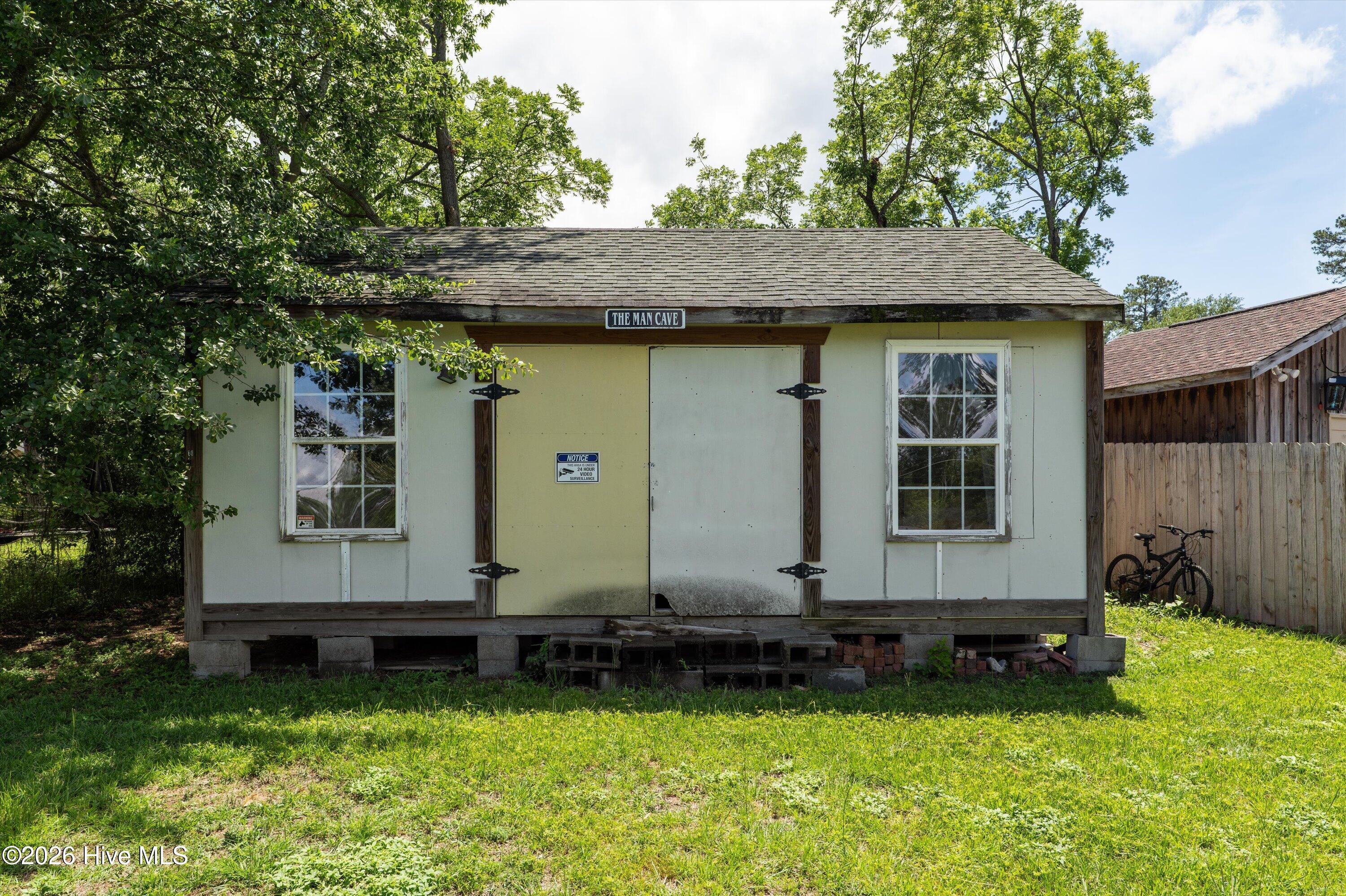 395 Park Way Drive