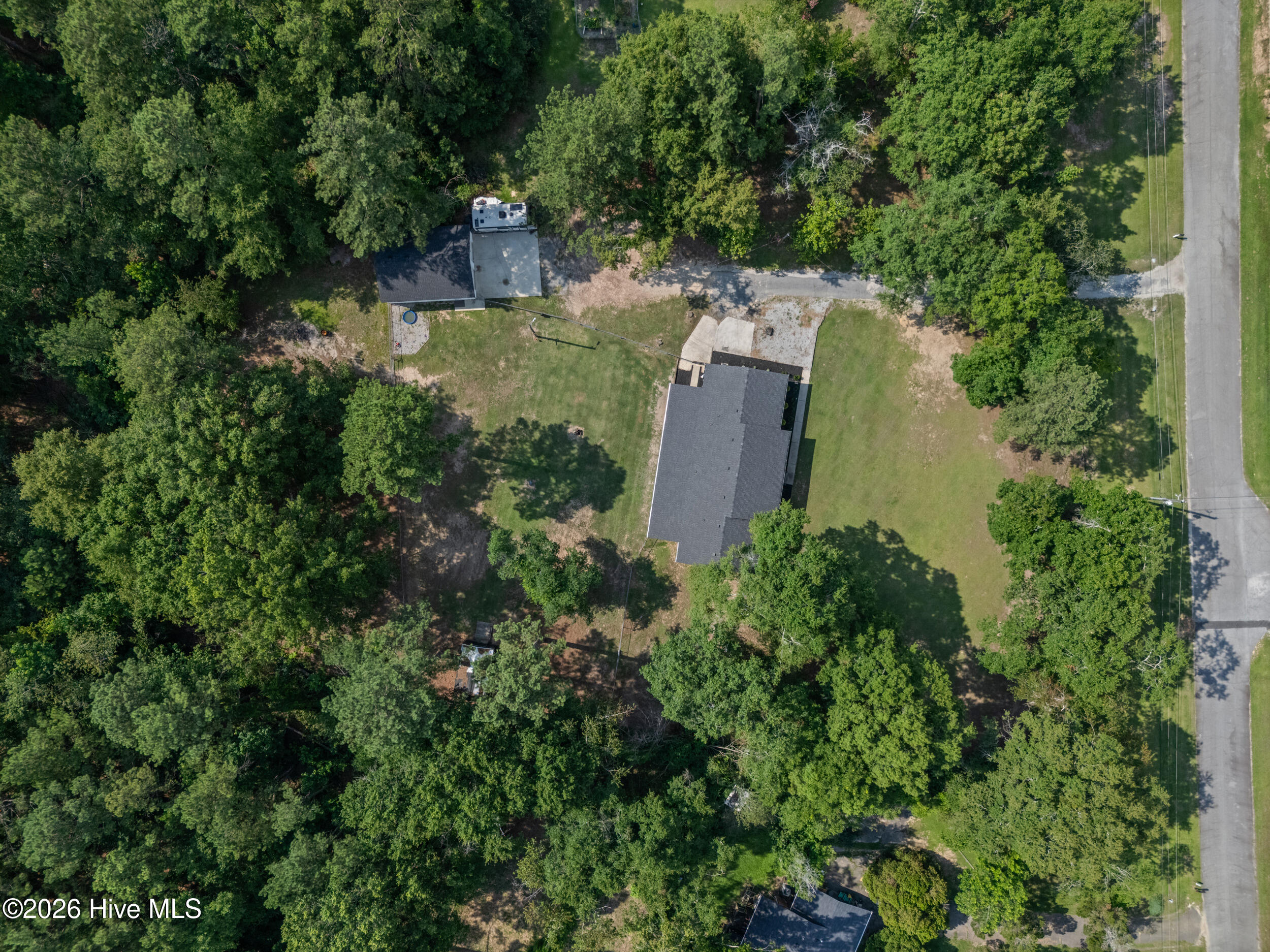988 Lake Avenue