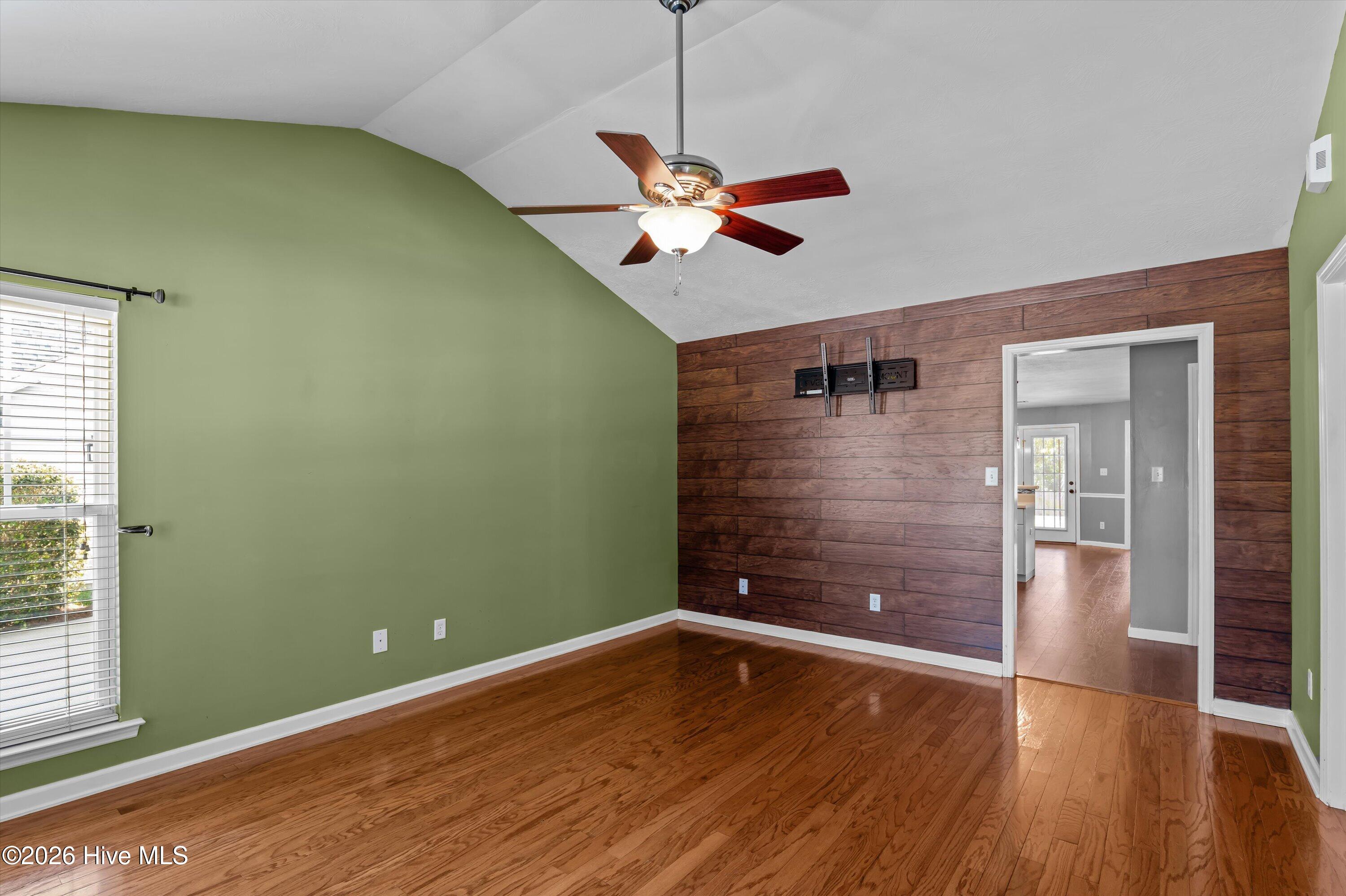 2020 Magnolia Parkway