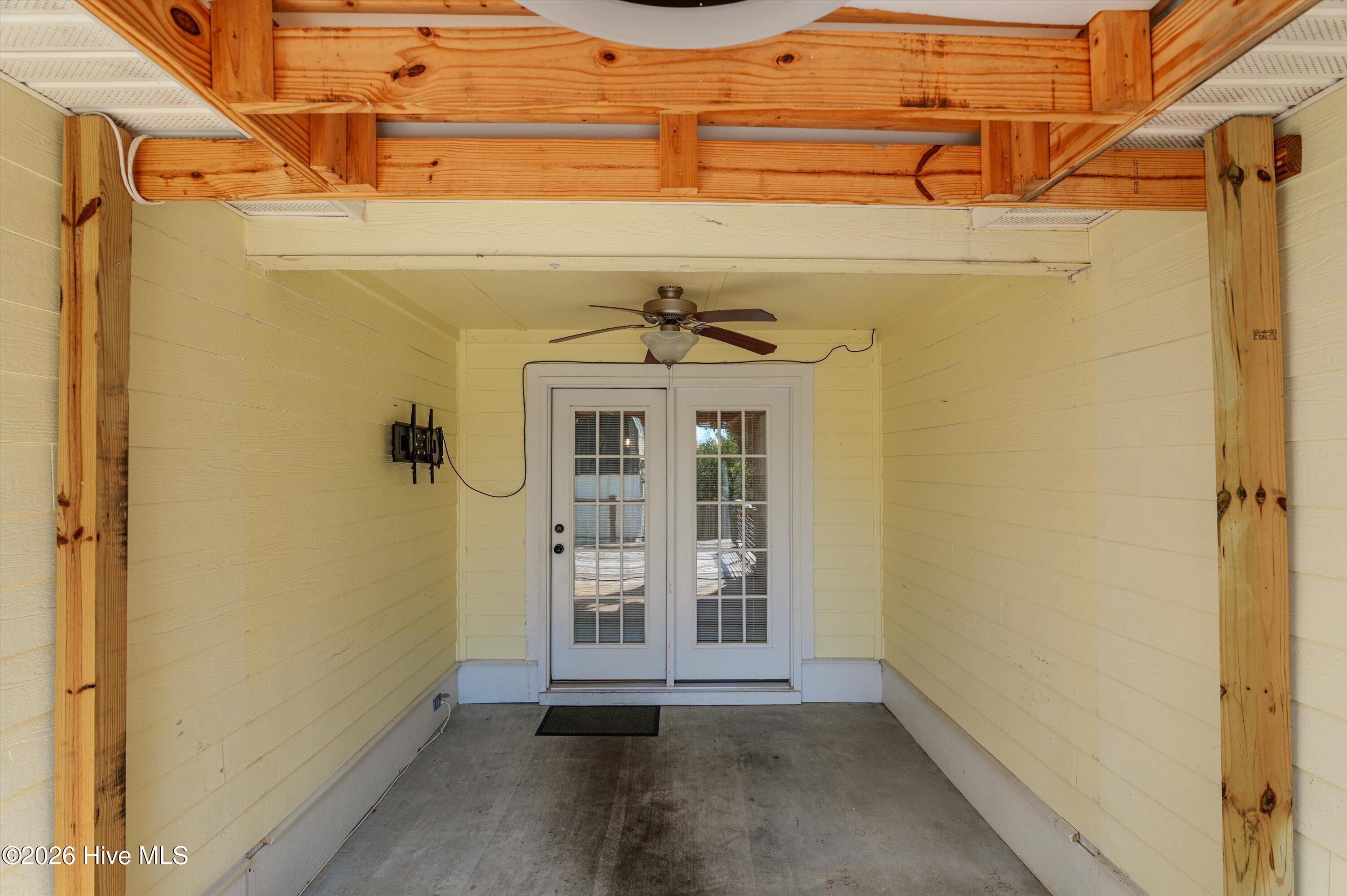 2020 Magnolia Parkway