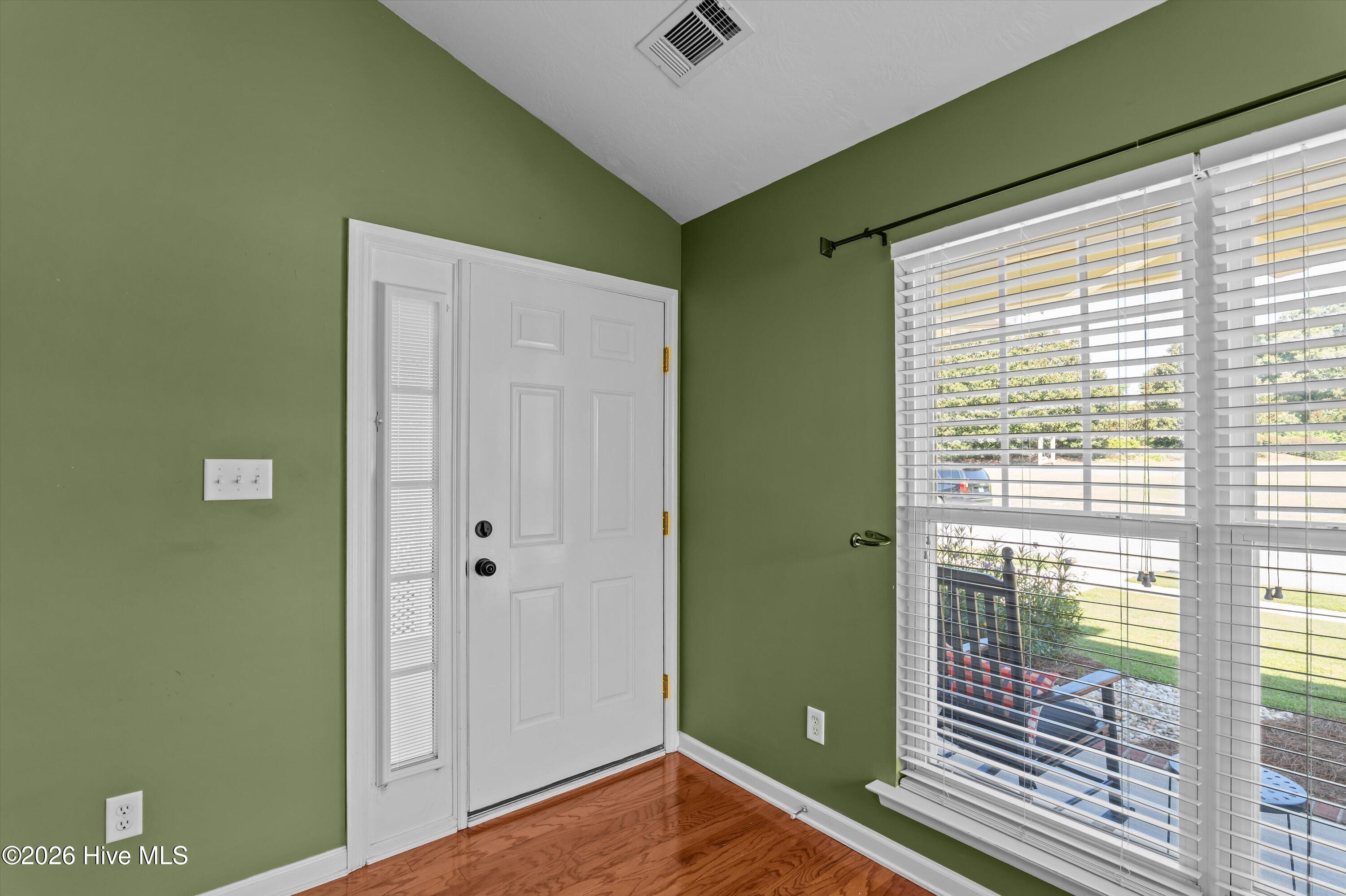 2020 Magnolia Parkway
