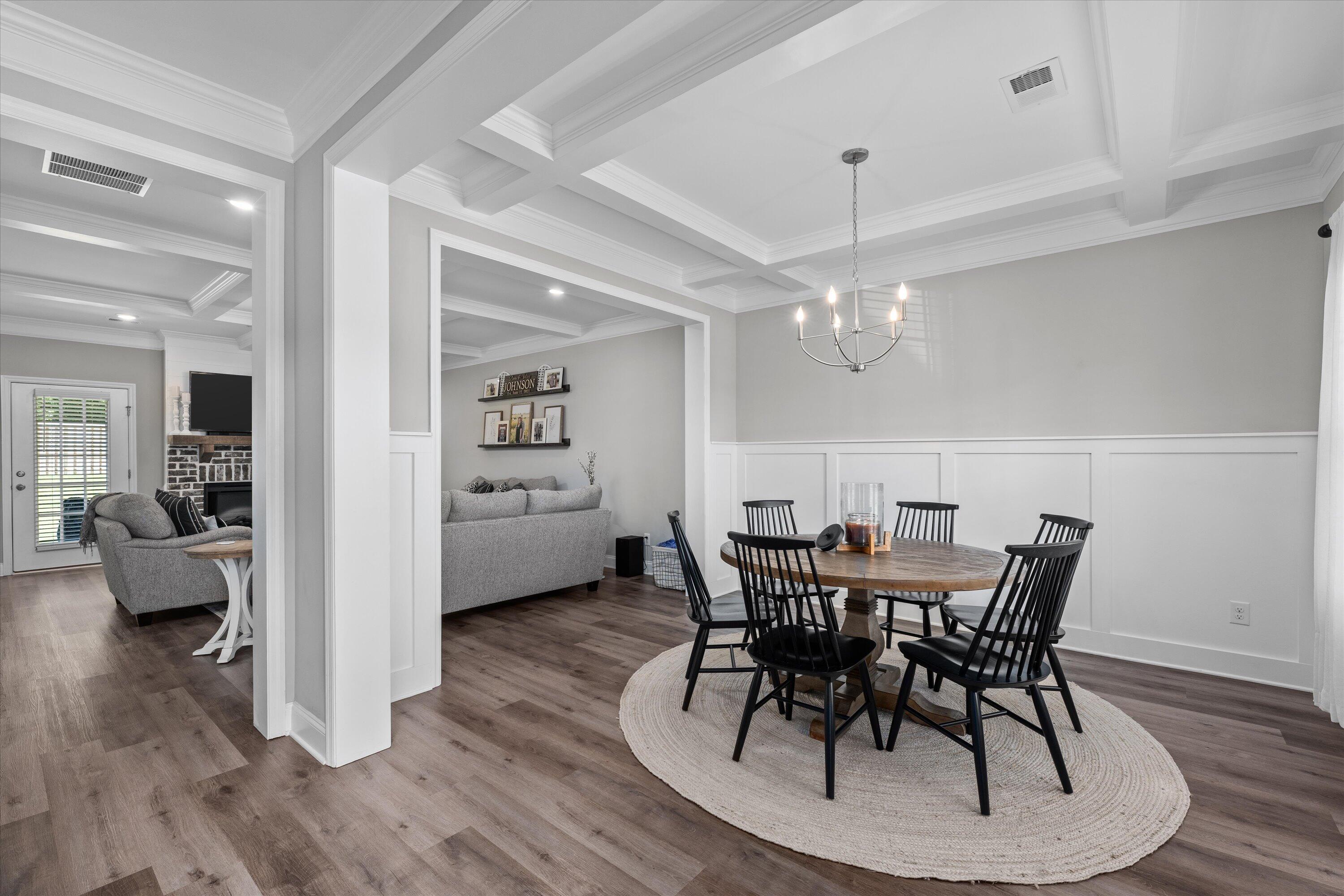 5009 HUNTLEY Trail