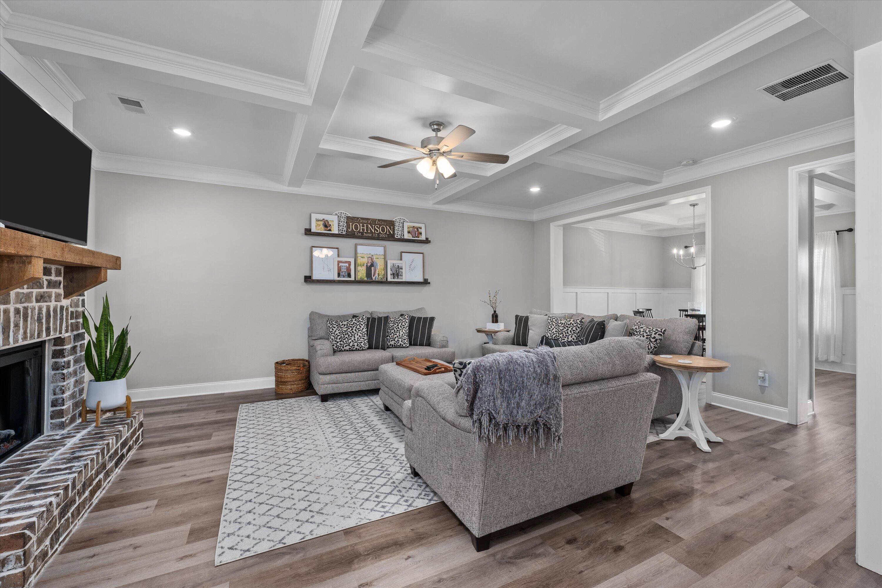 5009 HUNTLEY Trail
