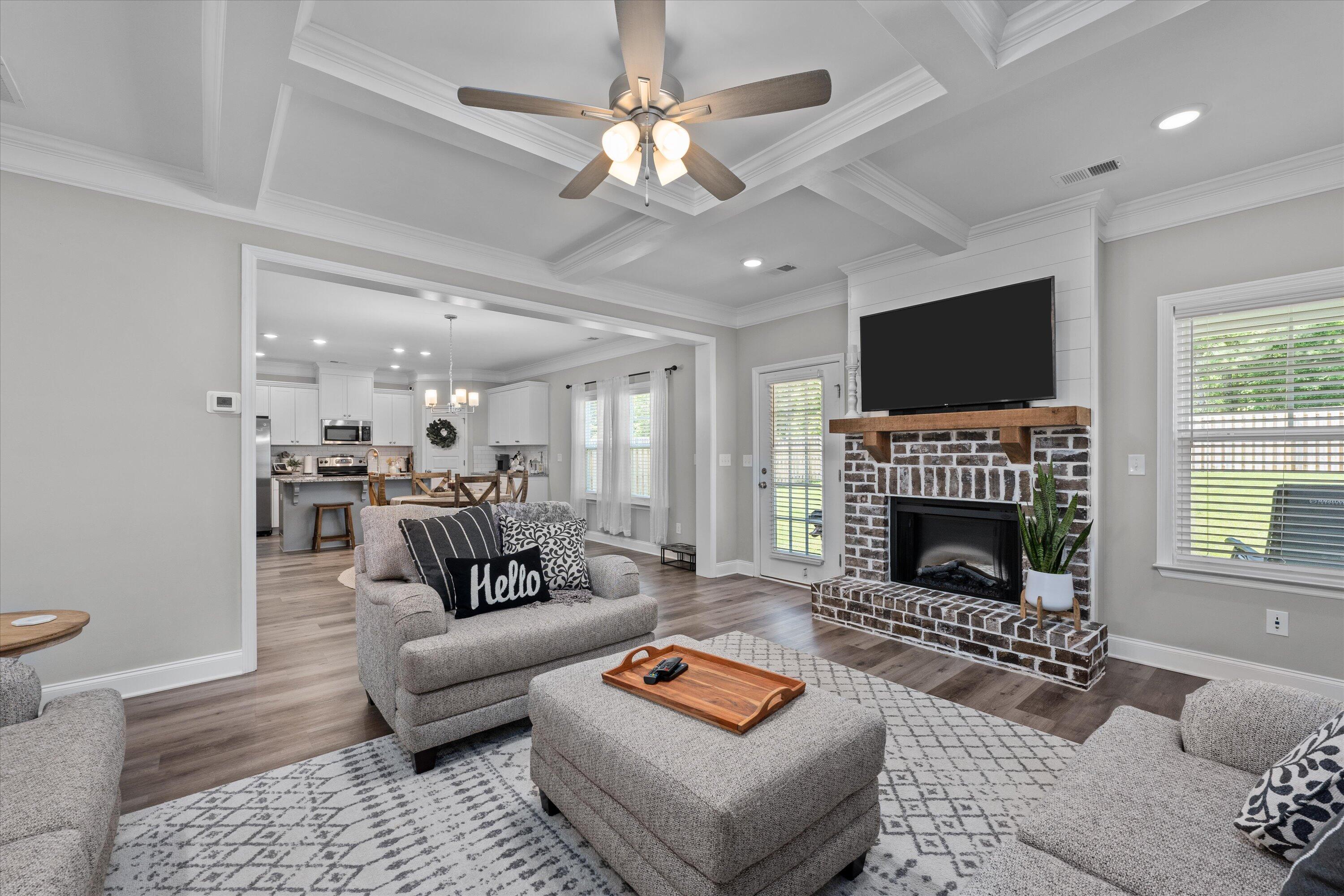 5009 HUNTLEY Trail