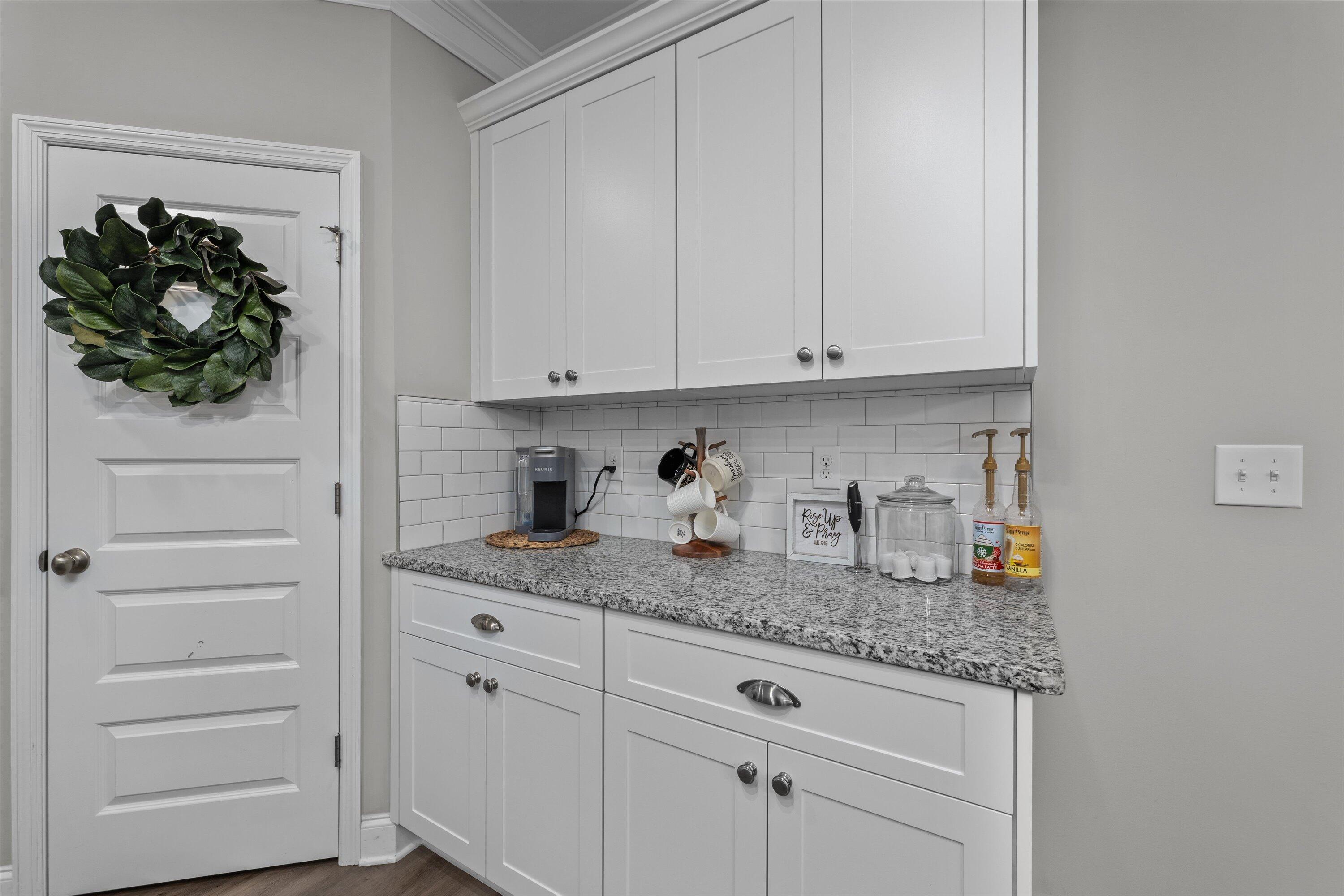 5009 HUNTLEY Trail