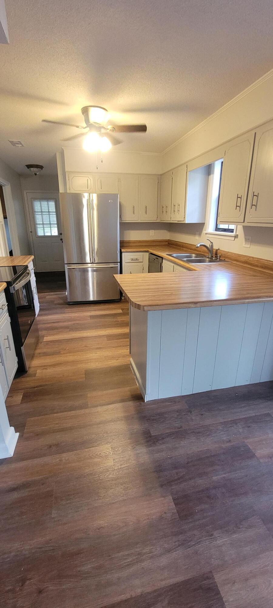 2413 CRYSTAL COURT Court