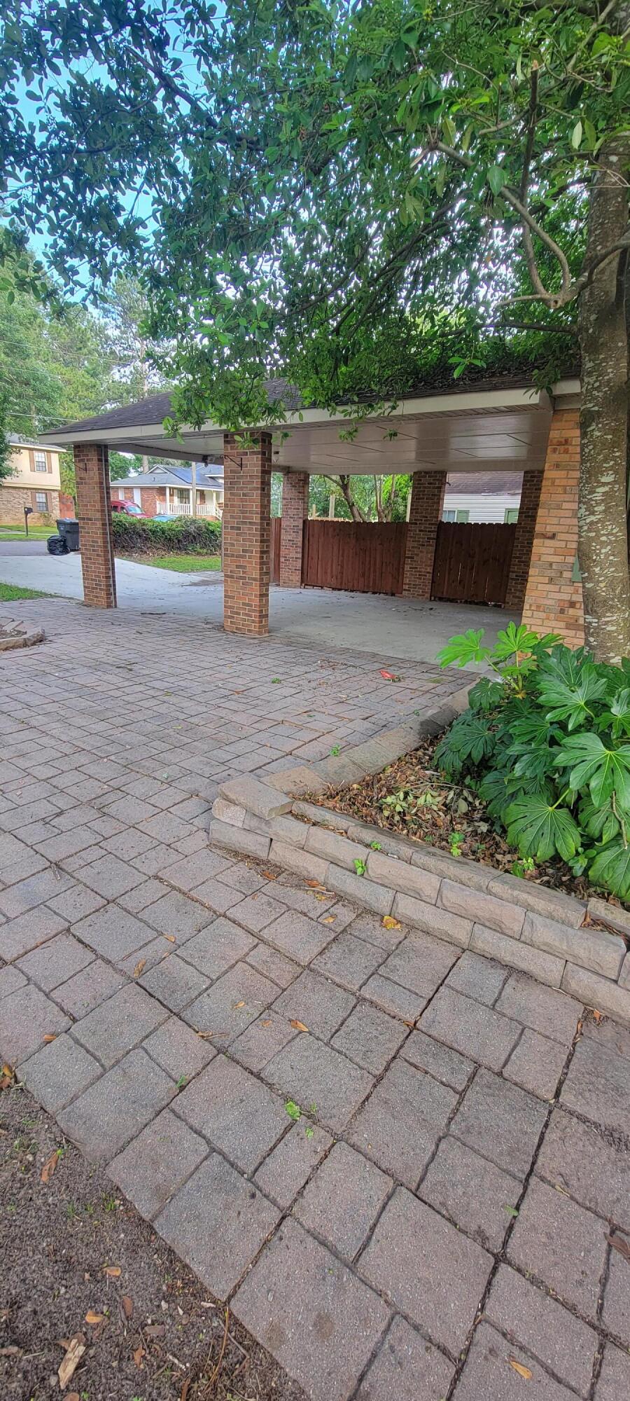 2413 CRYSTAL COURT Court