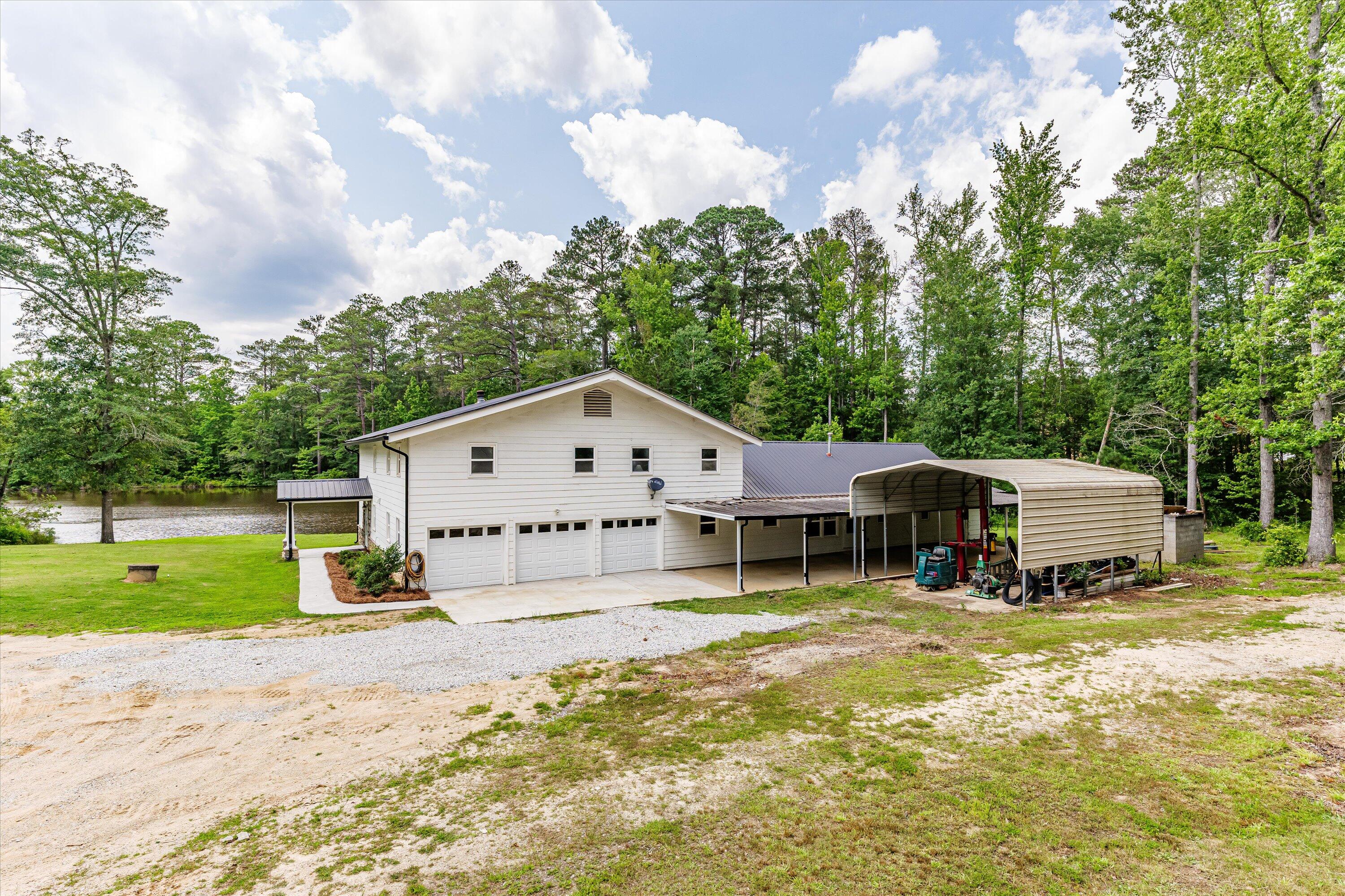 777 SAWDUST Road