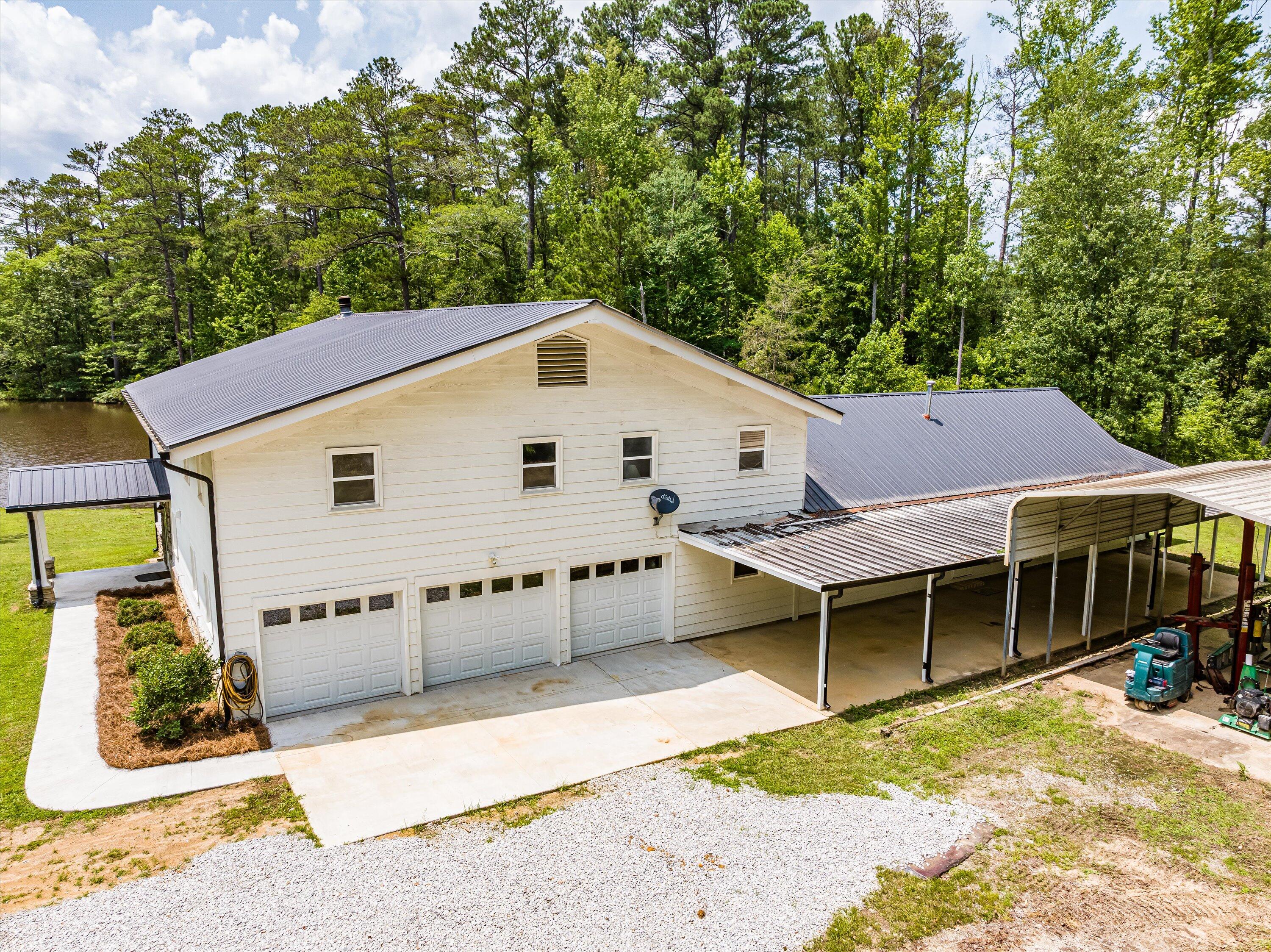 777 SAWDUST Road