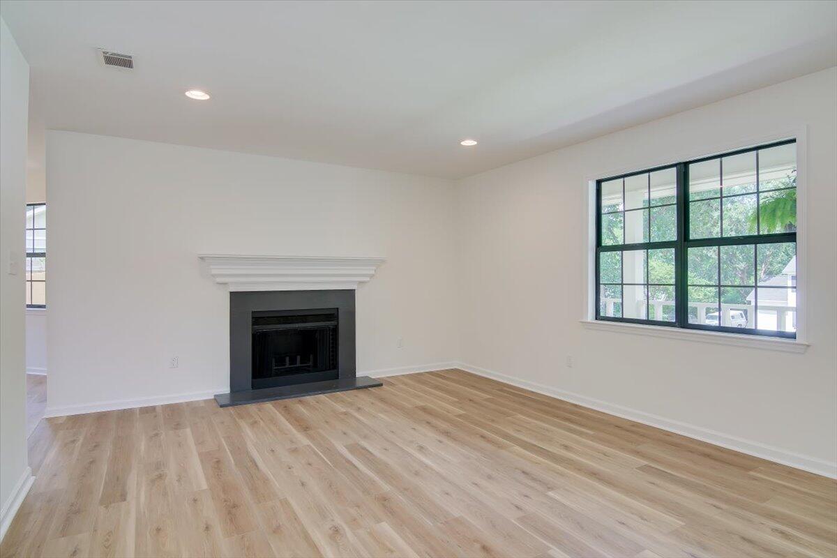 139 CRAWFORD Drive