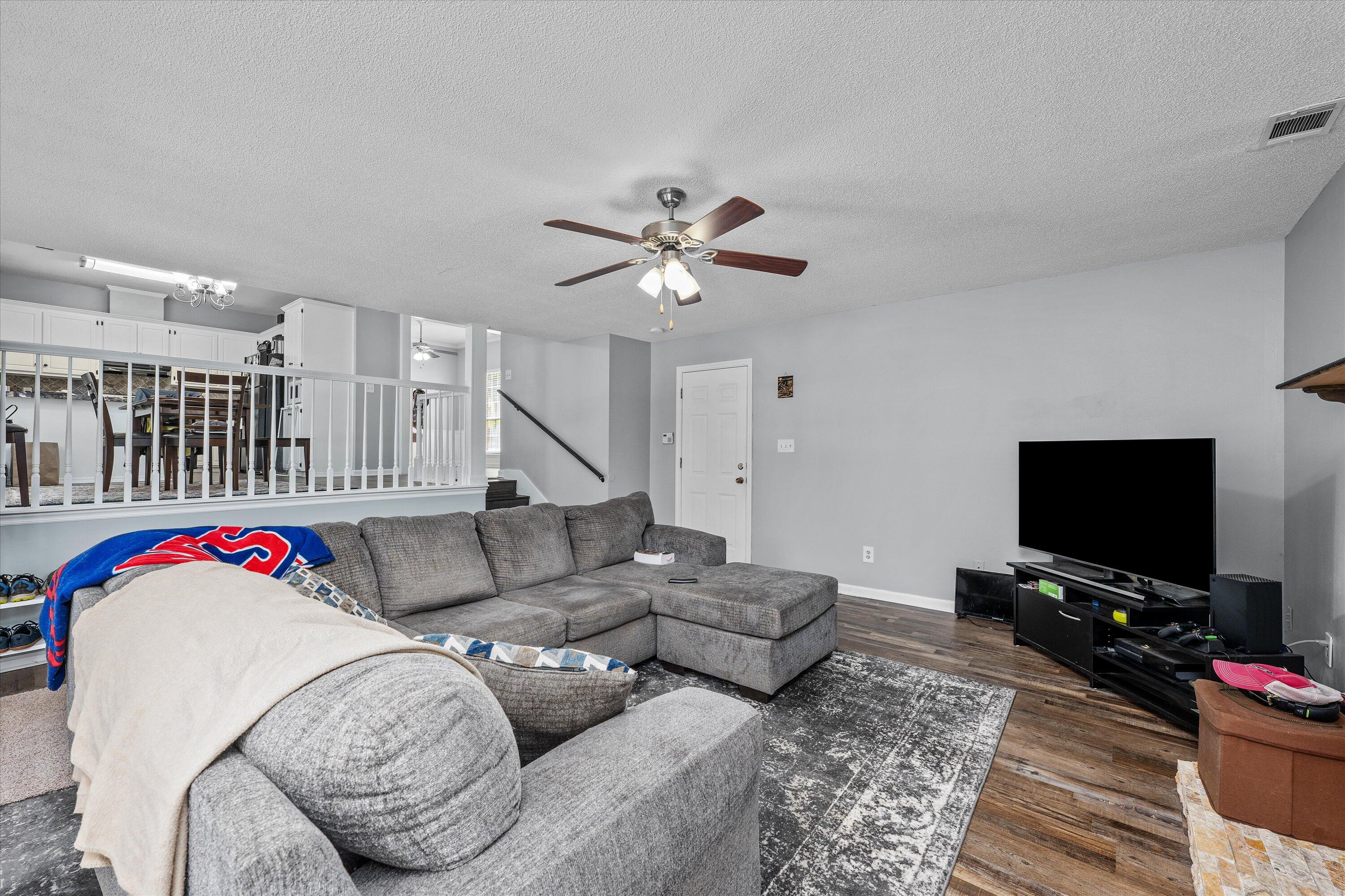 1005 DURBAN Drive