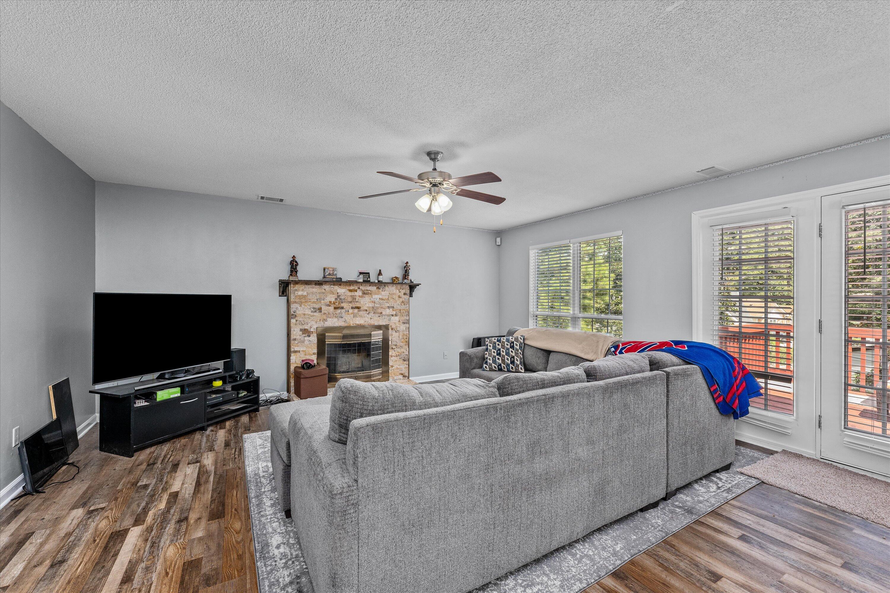 1005 DURBAN Drive
