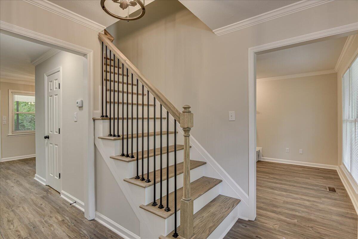 499 W CRYSTAL Creek